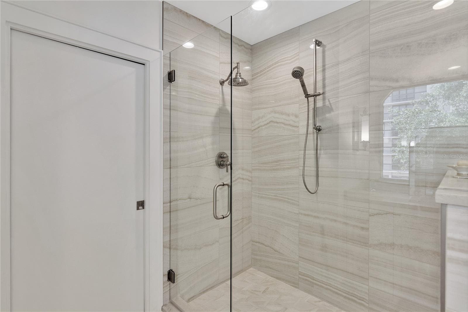 Condominium at 2419 BAYSHORE BLVD #3N, TAMPA, photo 21 of 36