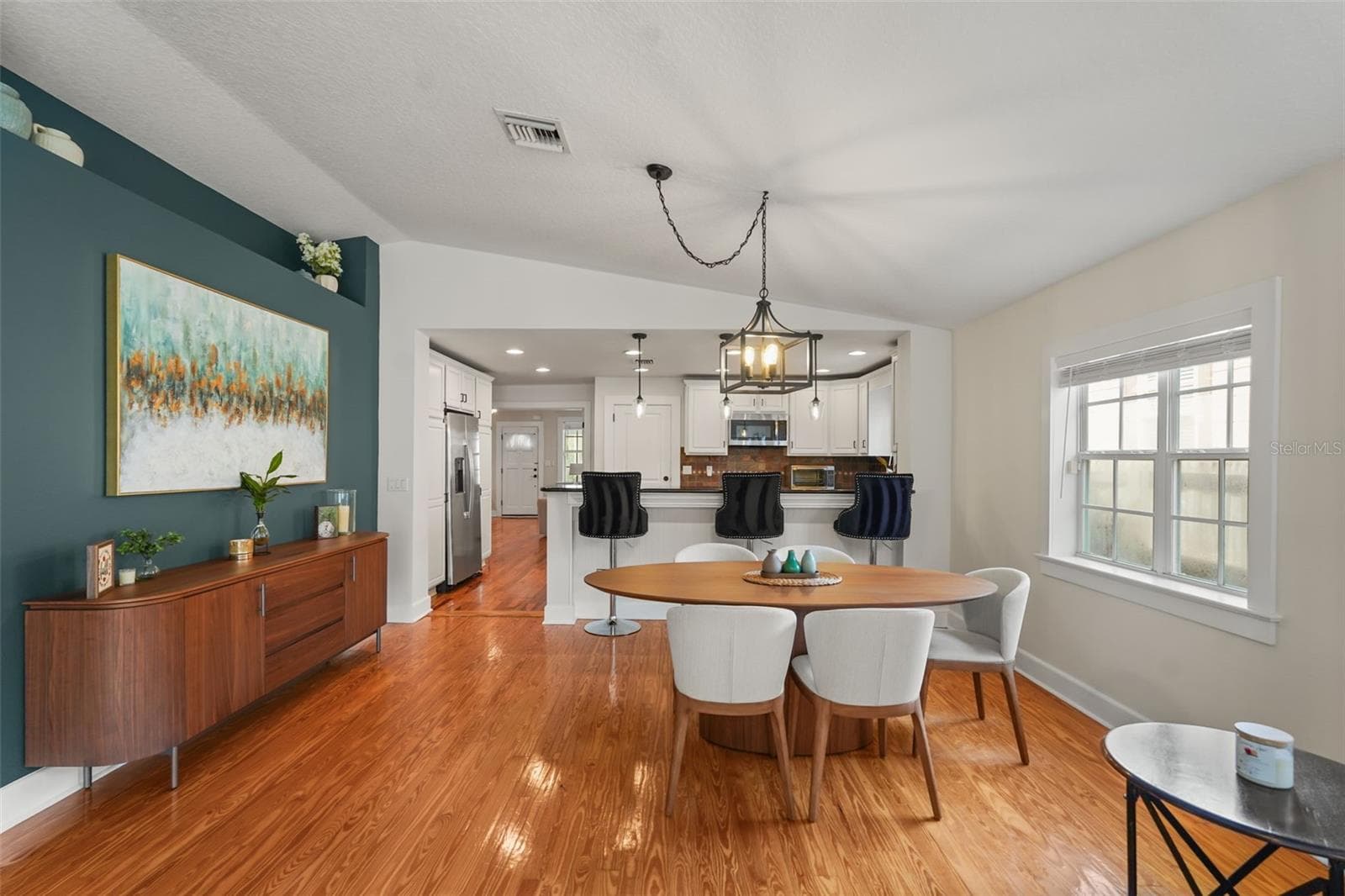 Dining area open to the kitchen - 11 S LAWSONA BLVD, ORLANDO