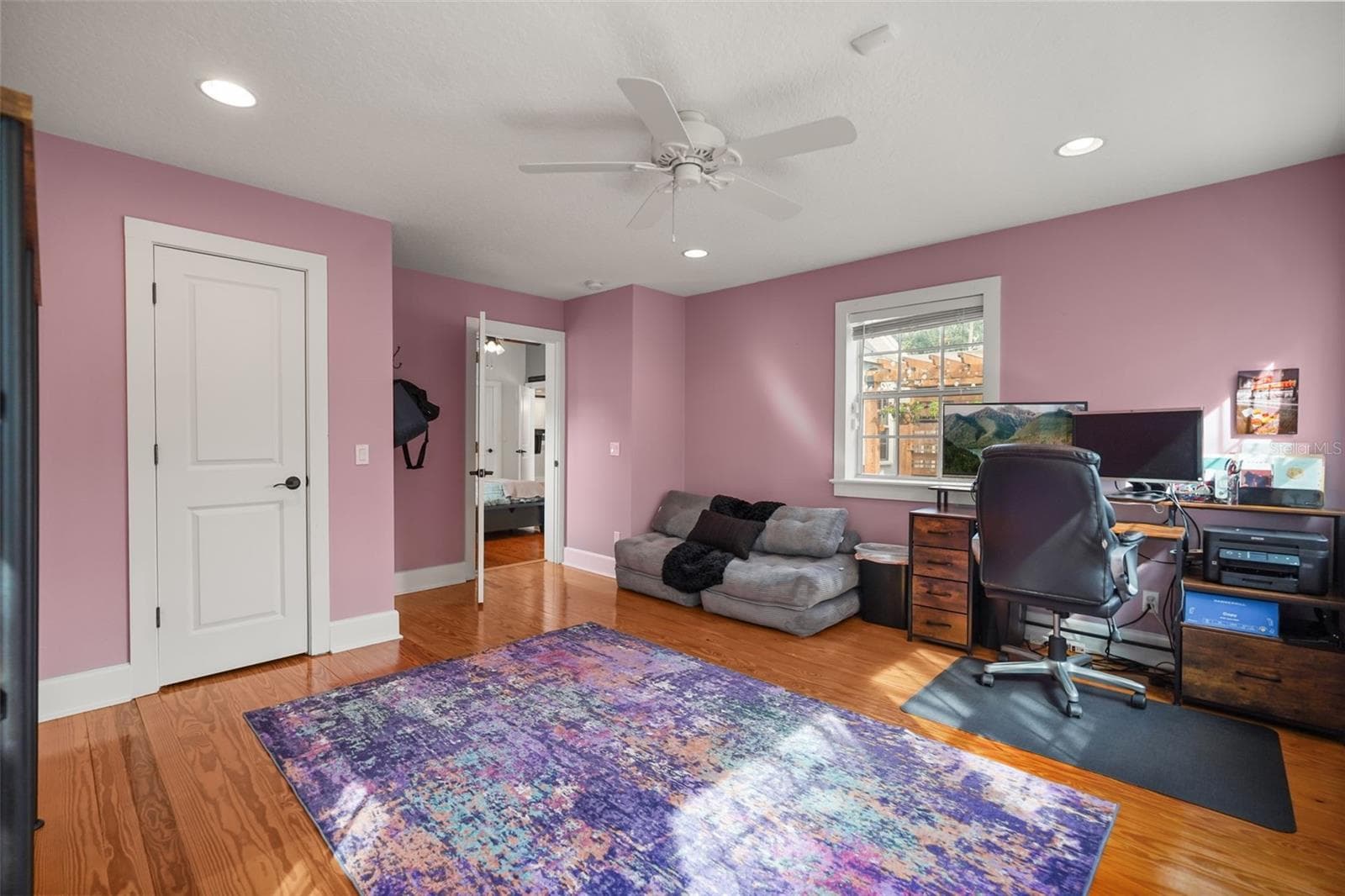 Study with closet and wood floors - 11 S LAWSONA BLVD, ORLANDO