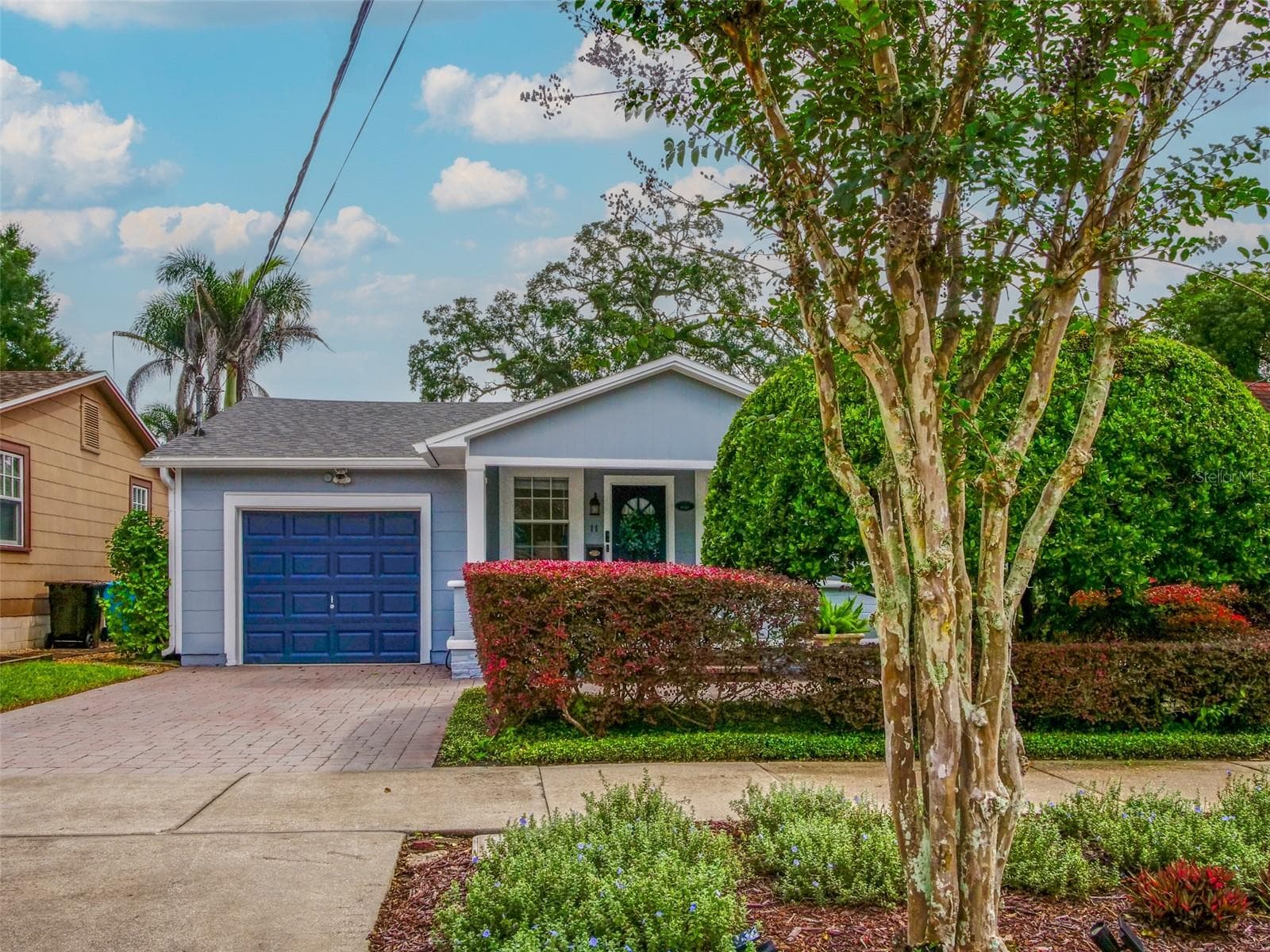 Front exterior view from the street - 11 S LAWSONA BLVD, ORLANDO