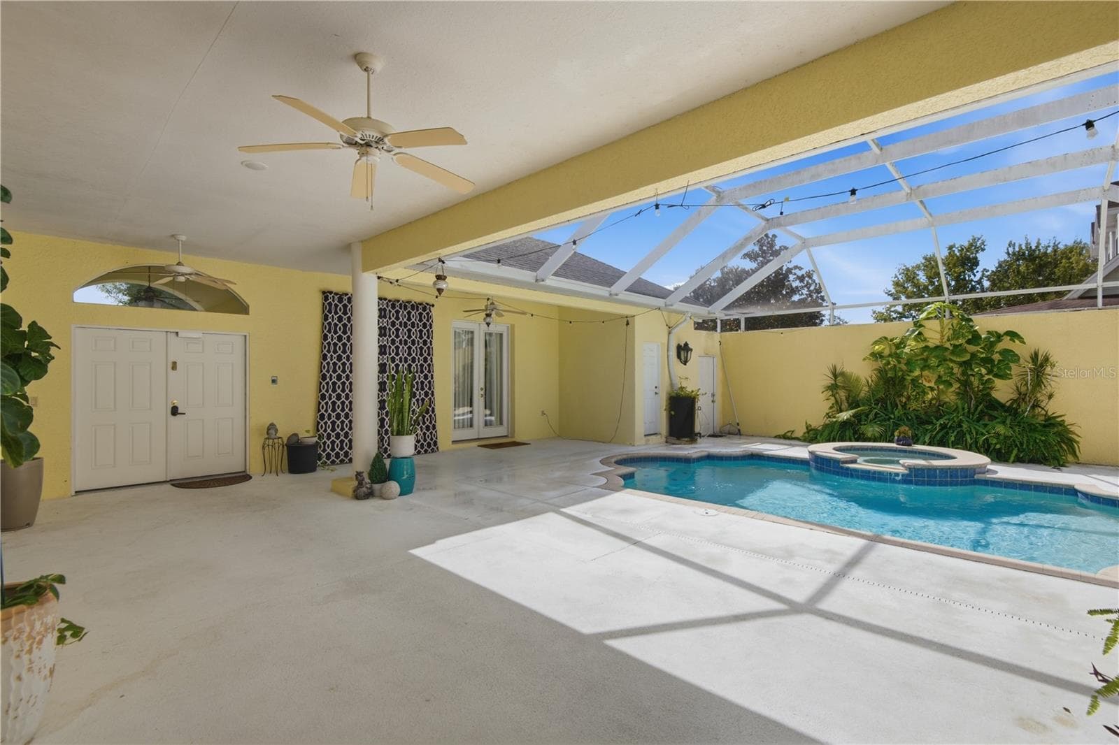 Single Family Residence at 19930 DOLORES ANN CT, LUTZ, photo 29 of 37