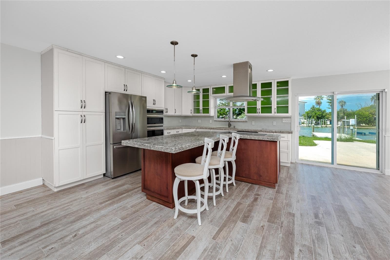 Single Family Residence at 600 NORMANDY RD, MADEIRA BEACH, photo 8 of 60