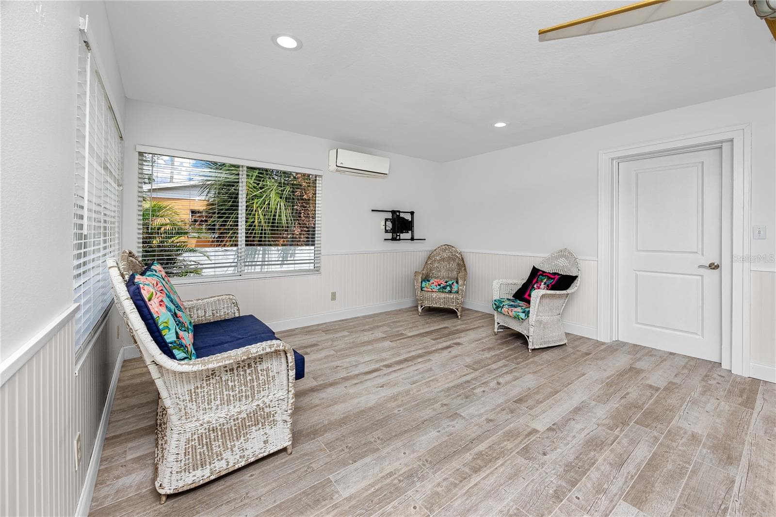 Single Family Residence at 600 NORMANDY RD, MADEIRA BEACH, photo 22 of 60