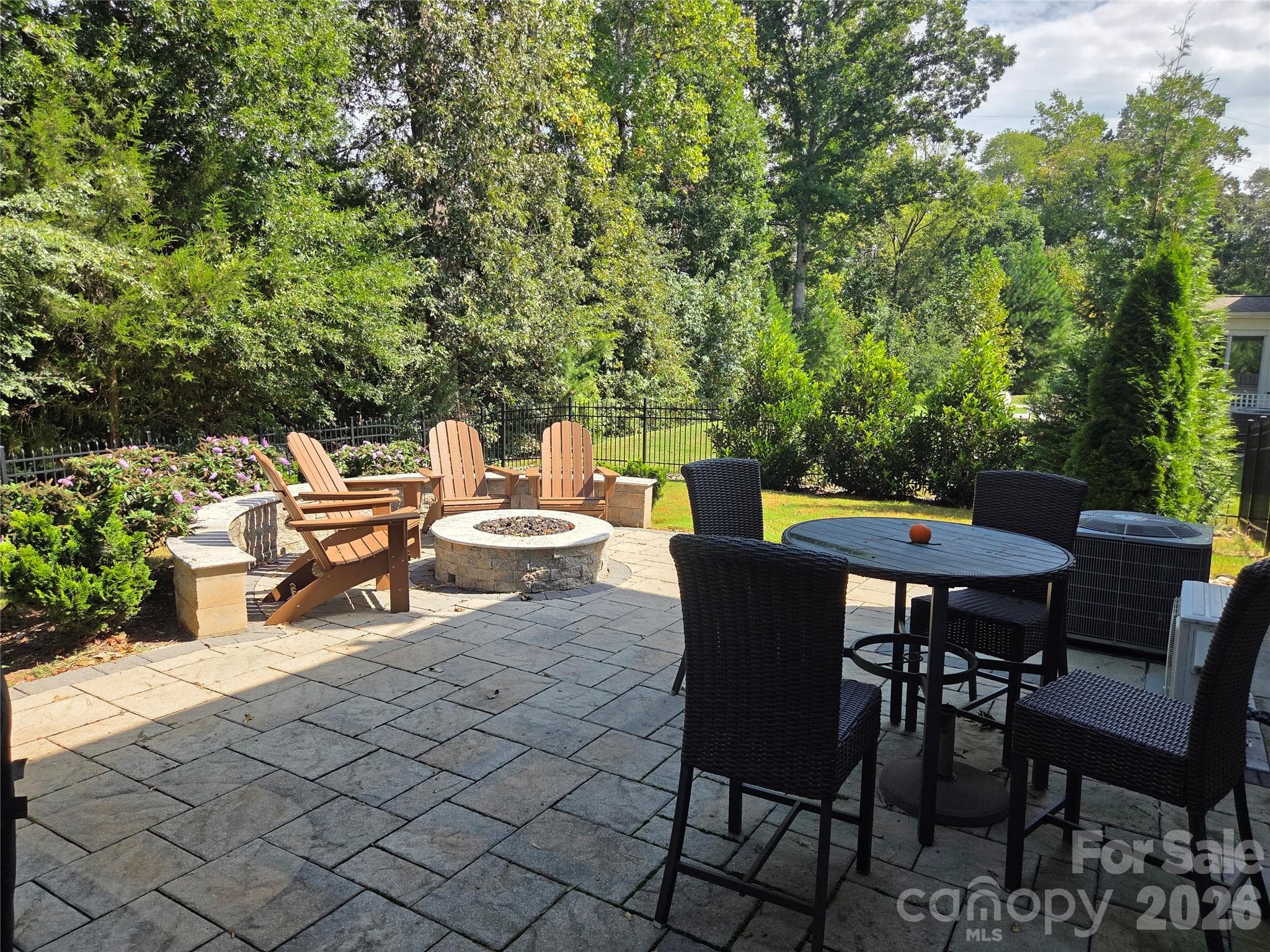 Single Family Residence at 9158 Cantrell Way, Huntersville, photo 5 of 40