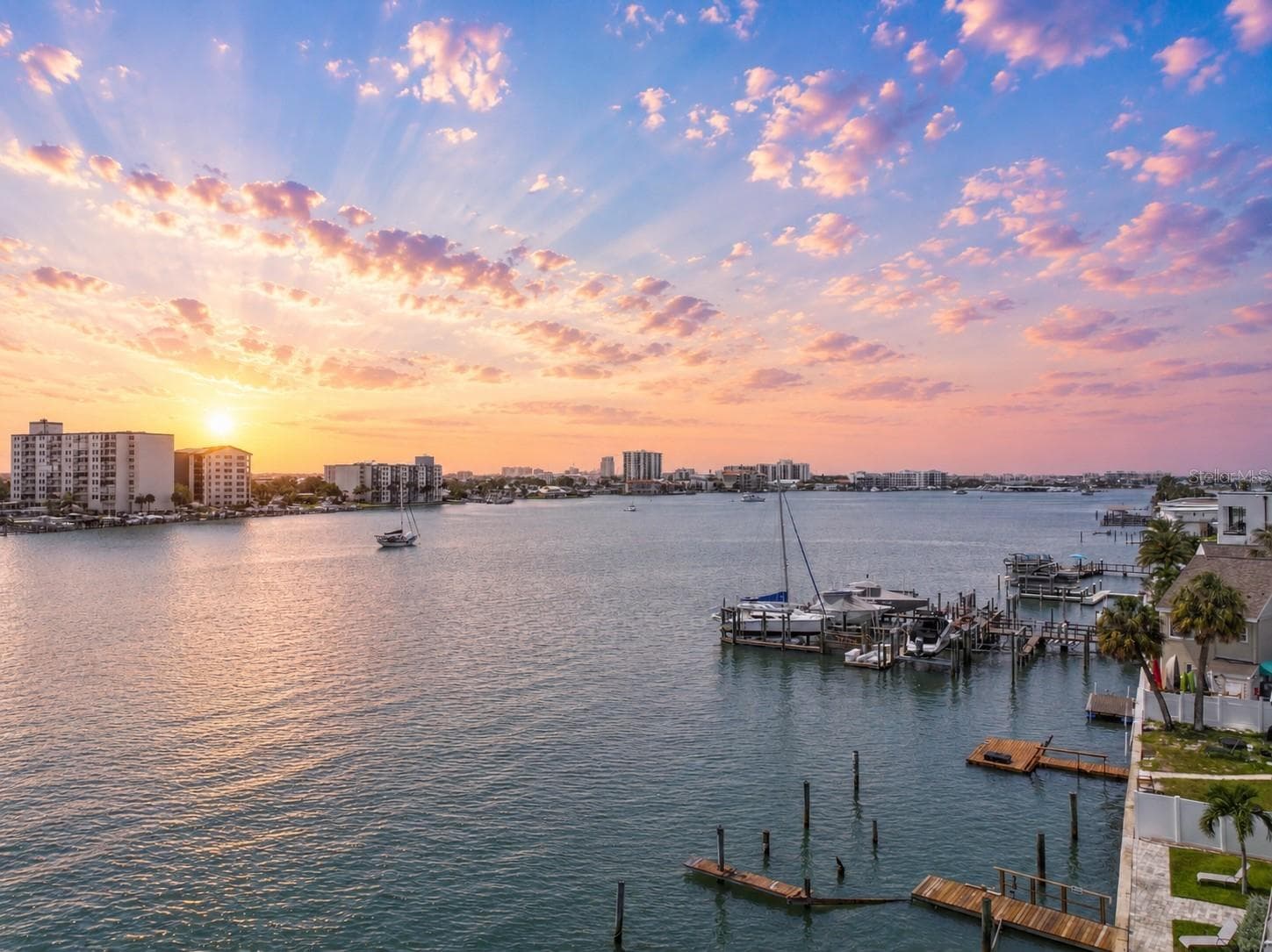 Condominium at 699 BAY ESPLANADE #401, CLEARWATER, photo 22 of 33