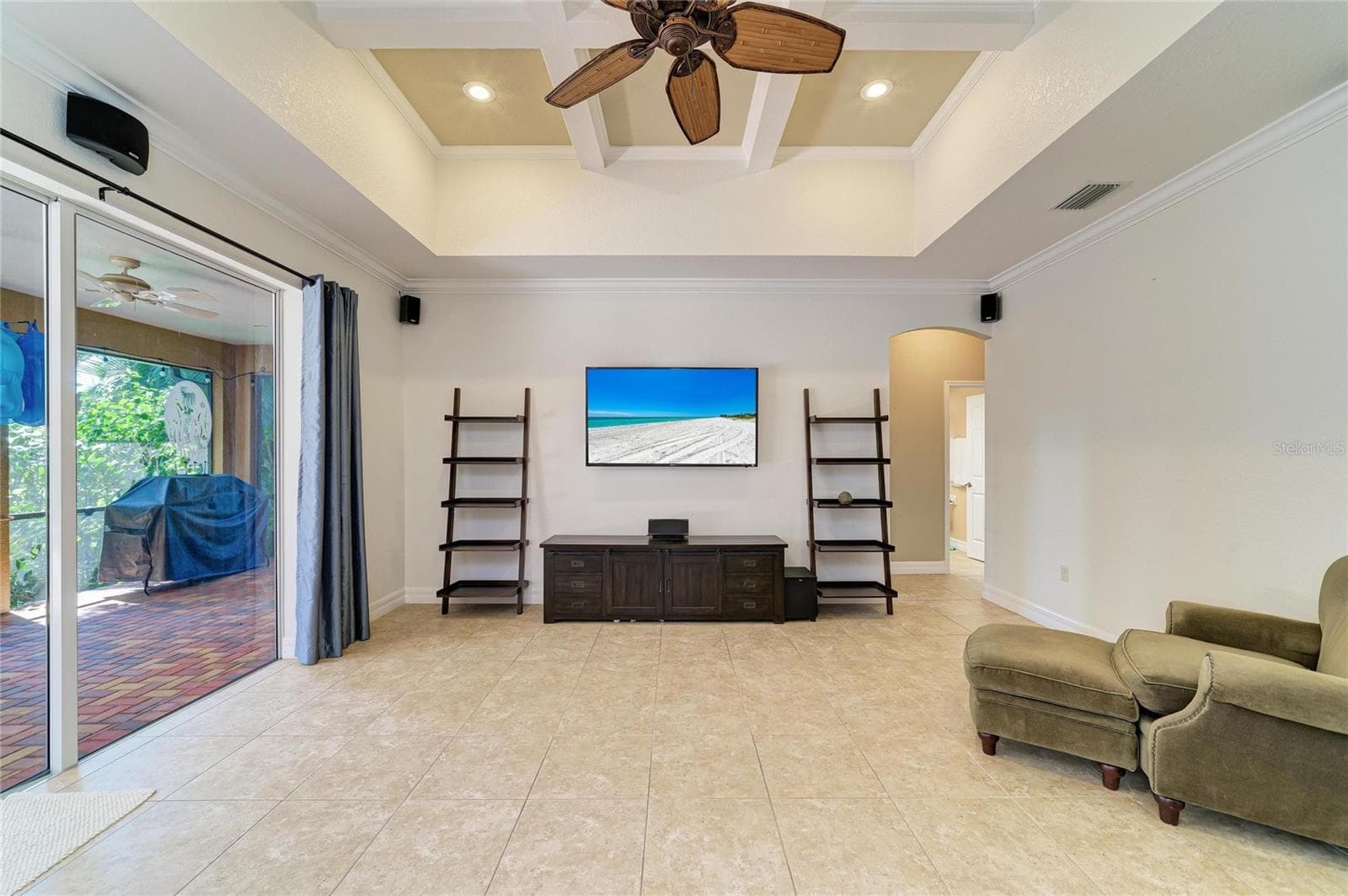 Single Family Residence at 28 PAR VIEW RD, ROTONDA WEST, photo 10 of 61
