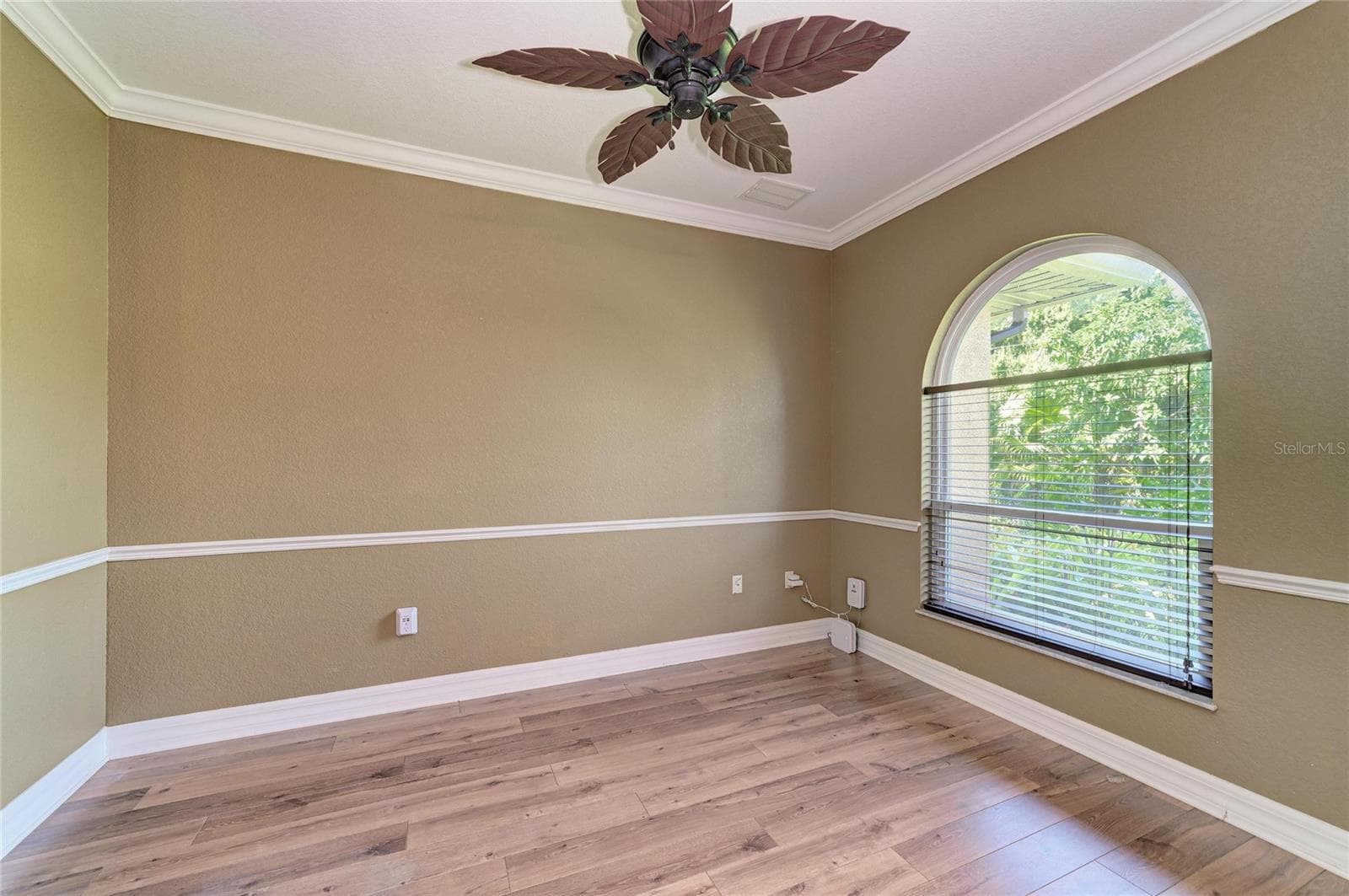 Single Family Residence at 28 PAR VIEW RD, ROTONDA WEST, photo 32 of 61