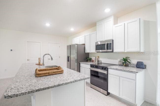 Model home - actual features may vary. - 15163 SCAUP DUCK AVE, WEEKI WACHEE