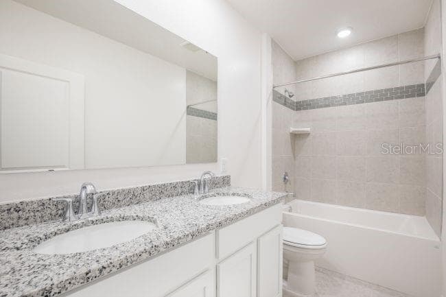 Model home - actual features may vary. - 15163 SCAUP DUCK AVE, WEEKI WACHEE