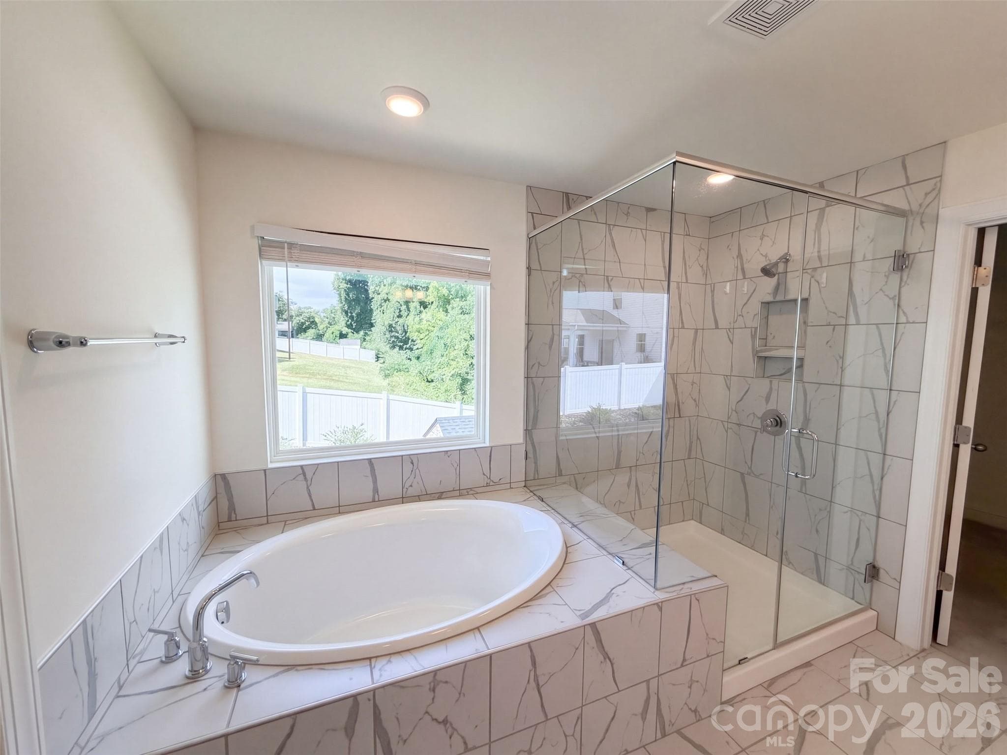 Single Family Residence at 2455 Judson Drive, Gastonia, photo 17 of 32