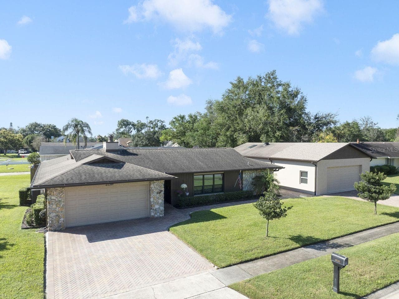 Single Family Residence at 4520 IRONSTONE CIR, ORLANDO, photo 2 of 25
