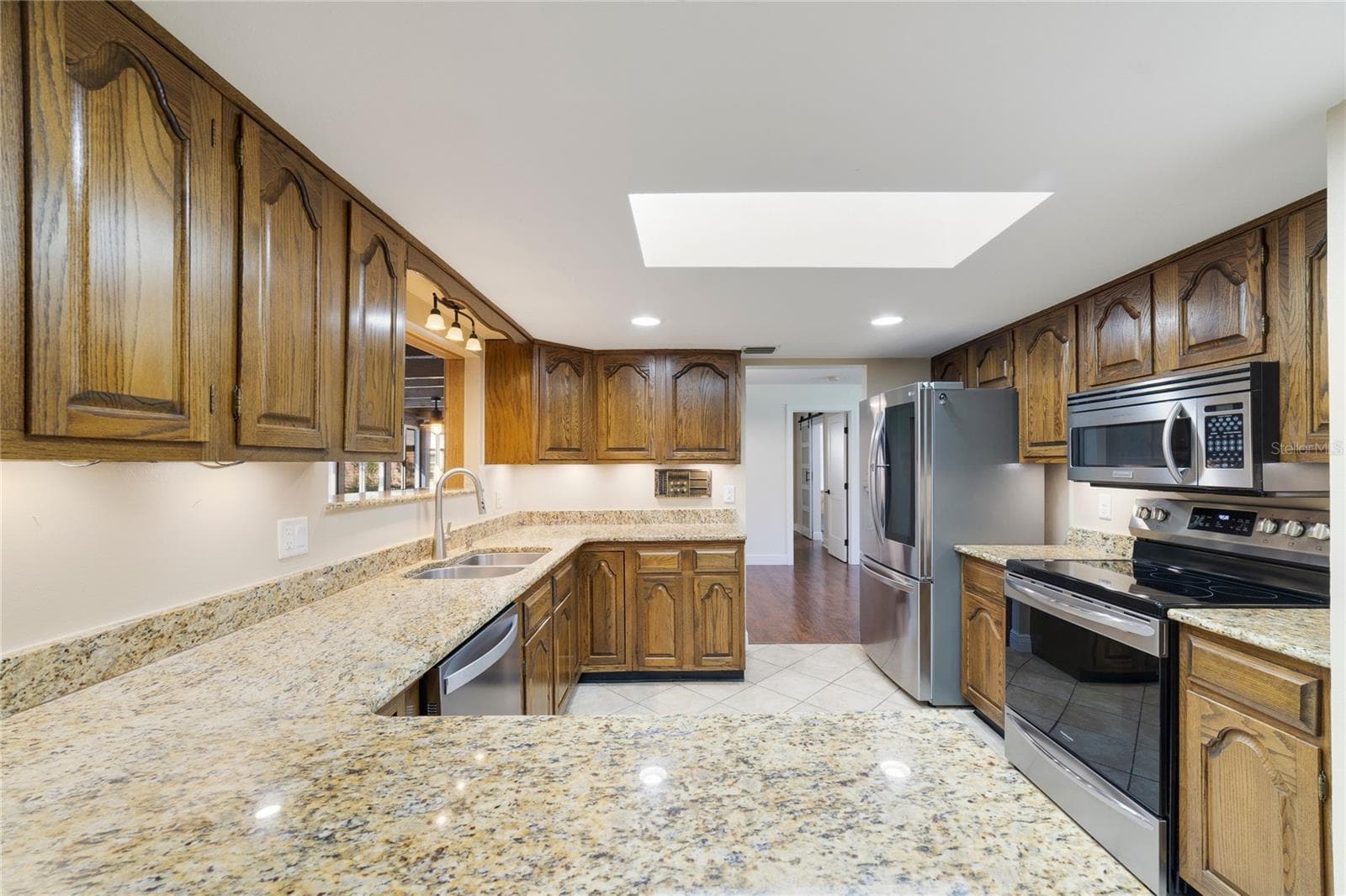 Single Family Residence at 4520 IRONSTONE CIR, ORLANDO, photo 6 of 25