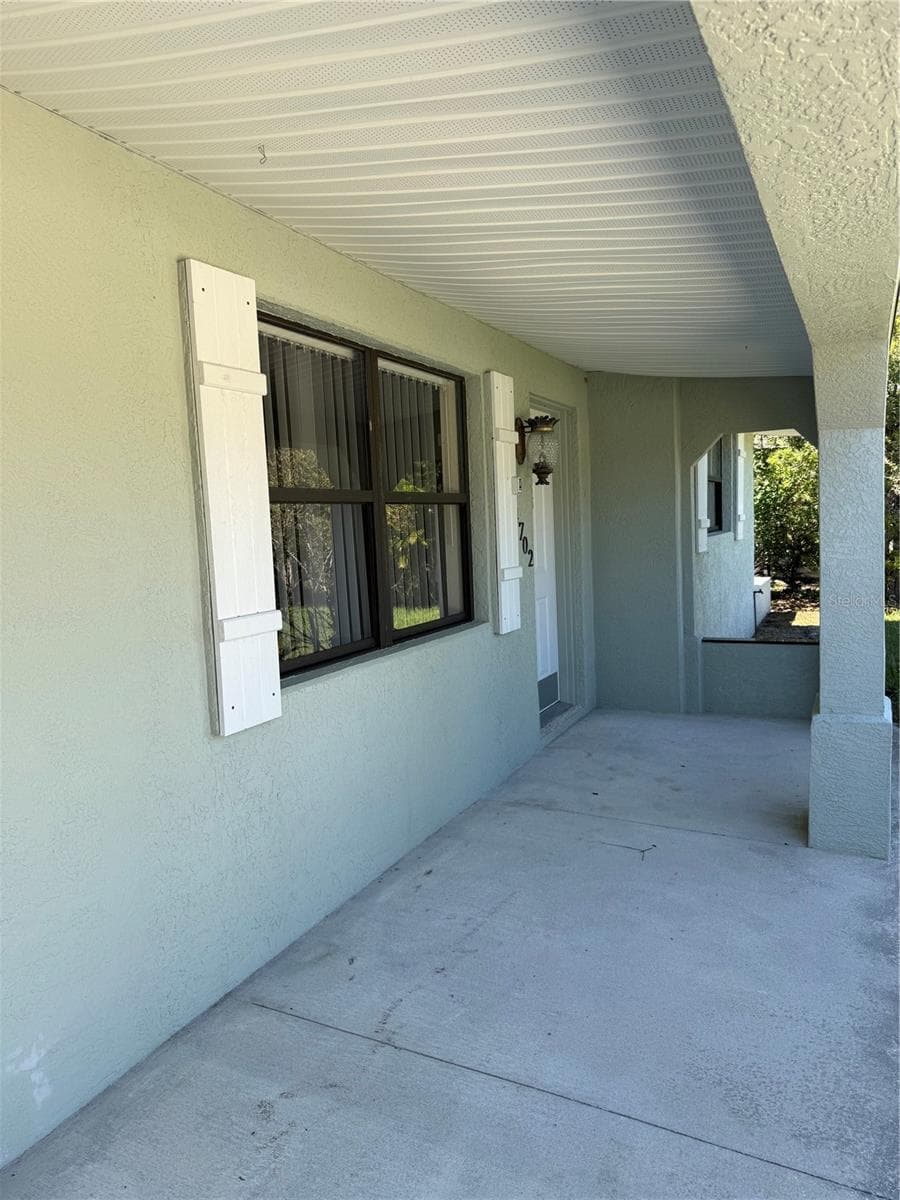 Entry - 4702 CRONIN DR, SARASOTA