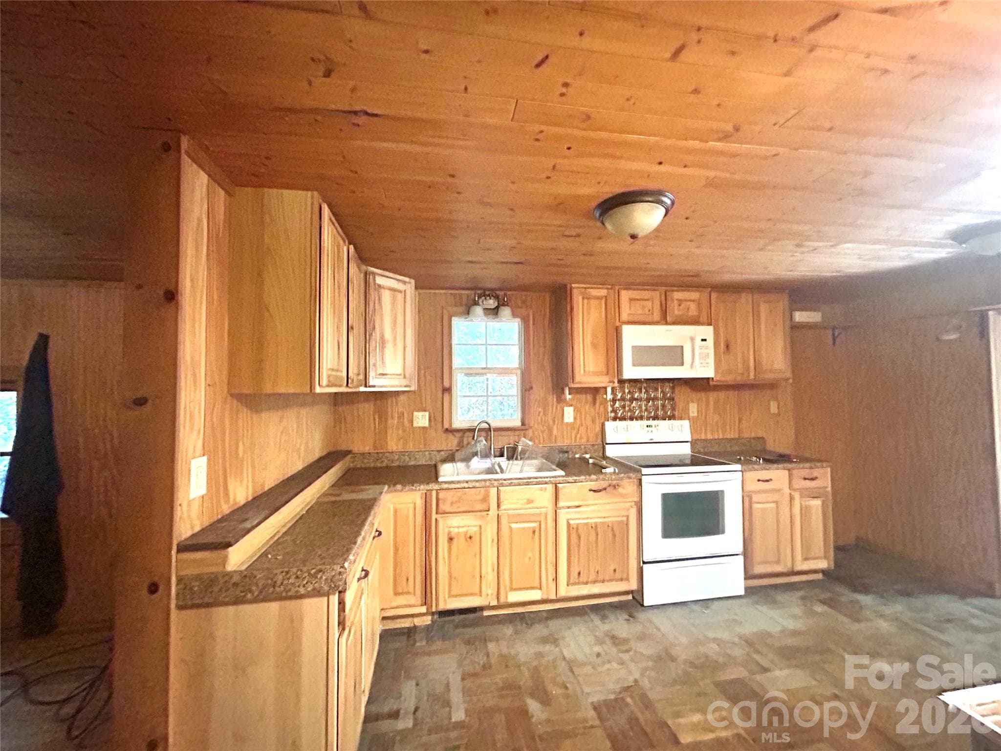 Kitchen , hickory cabinets - 217 Sandalwood Road, Whittier