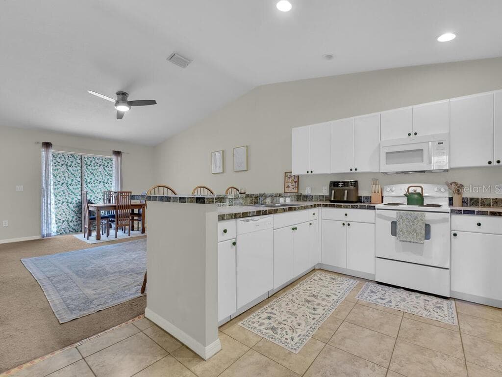 Duplex at 1208/1210 SE 24TH AVE, CAPE CORAL, photo 5 of 43