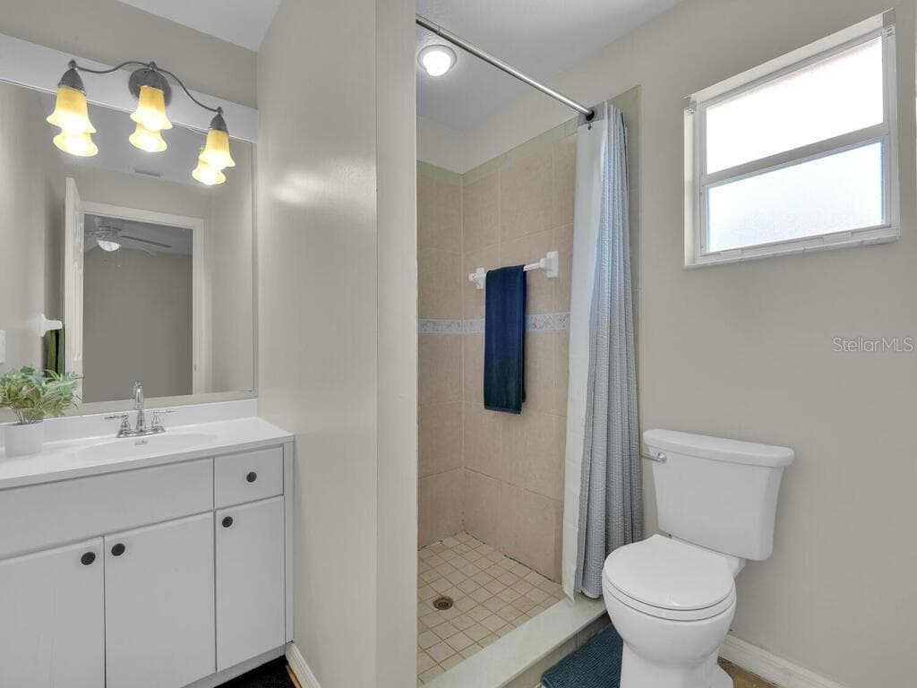 Duplex at 1208/1210 SE 24TH AVE, CAPE CORAL, photo 15 of 43
