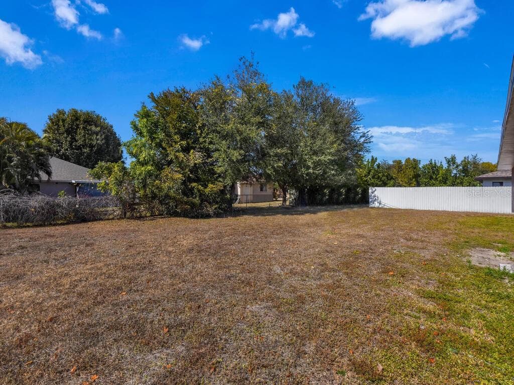 Duplex at 1208/1210 SE 24TH AVE, CAPE CORAL, photo 36 of 43