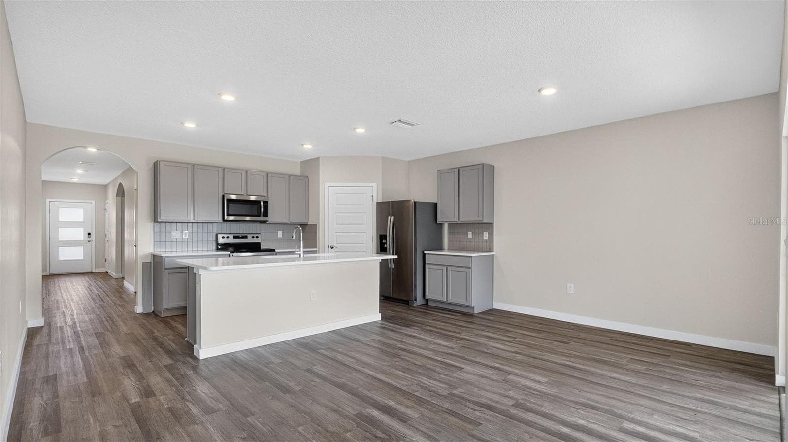 Single Family Residence at 31938 TREASURE DOCK ISLE, WESLEY CHAPEL, photo 7 of 58