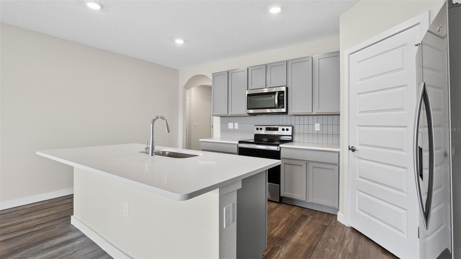 Single Family Residence at 31938 TREASURE DOCK ISLE, WESLEY CHAPEL, photo 12 of 58