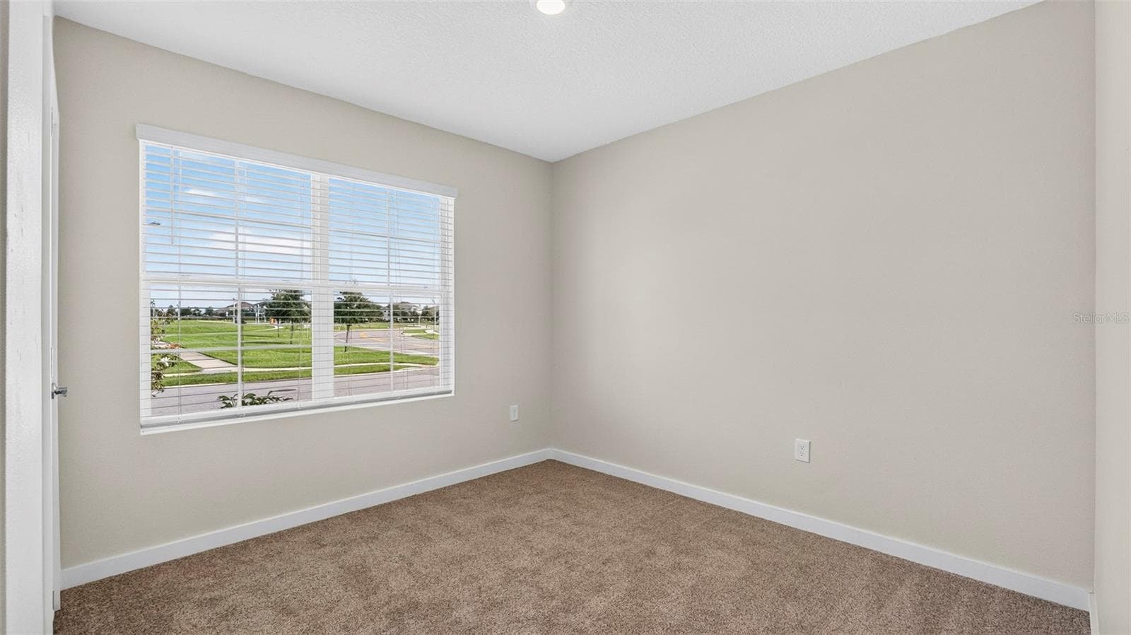 Single Family Residence at 31938 TREASURE DOCK ISLE, WESLEY CHAPEL, photo 25 of 58