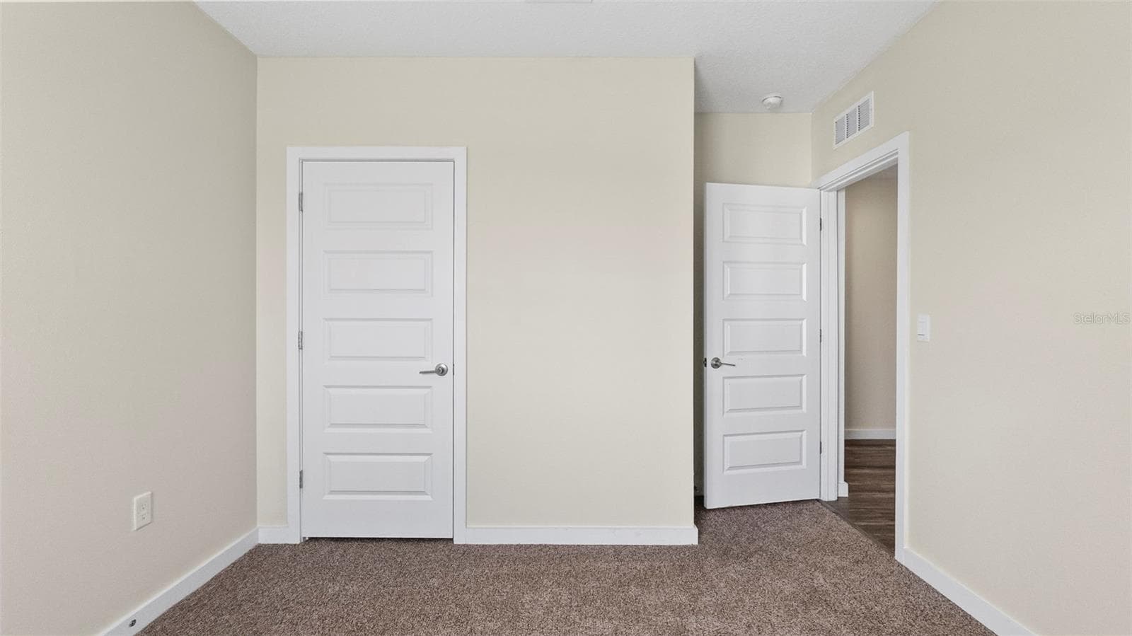 Single Family Residence at 31938 TREASURE DOCK ISLE, WESLEY CHAPEL, photo 29 of 58