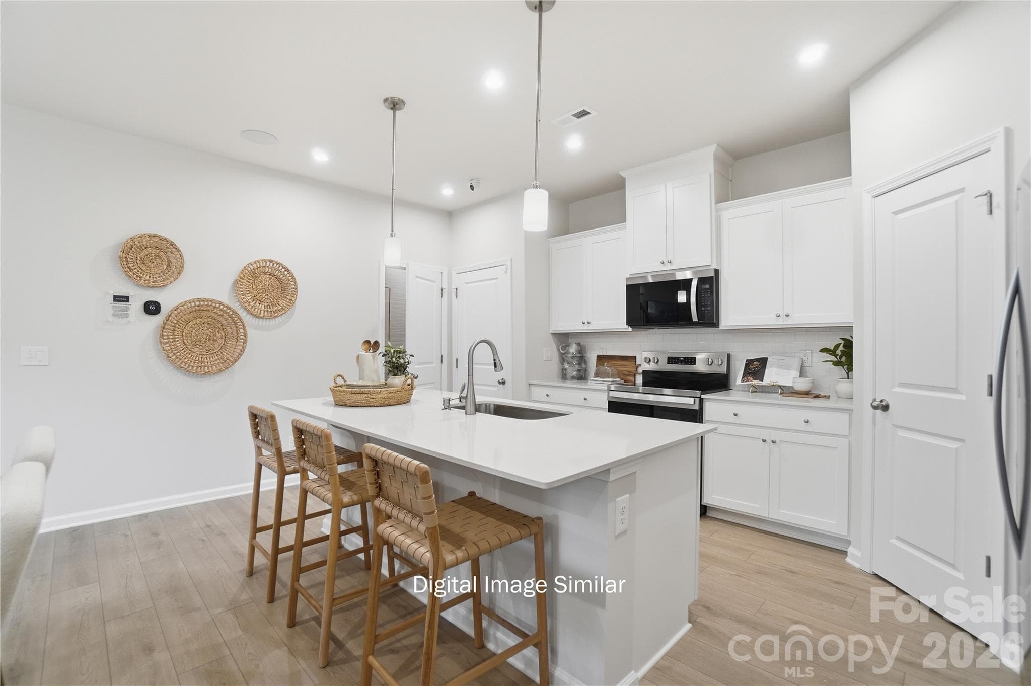Townhouse at 719 Flatiron Drive, Rock Hill, photo 5 of 10