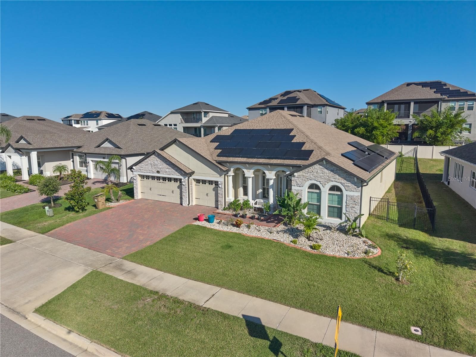 Single Family Residence at 17329 HICKORY WIND DR, CLERMONT, photo 5 of 75