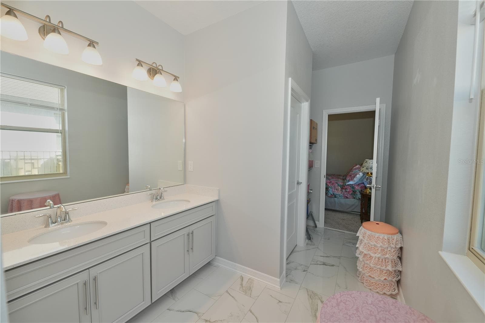 Single Family Residence at 17329 HICKORY WIND DR, CLERMONT, photo 19 of 75