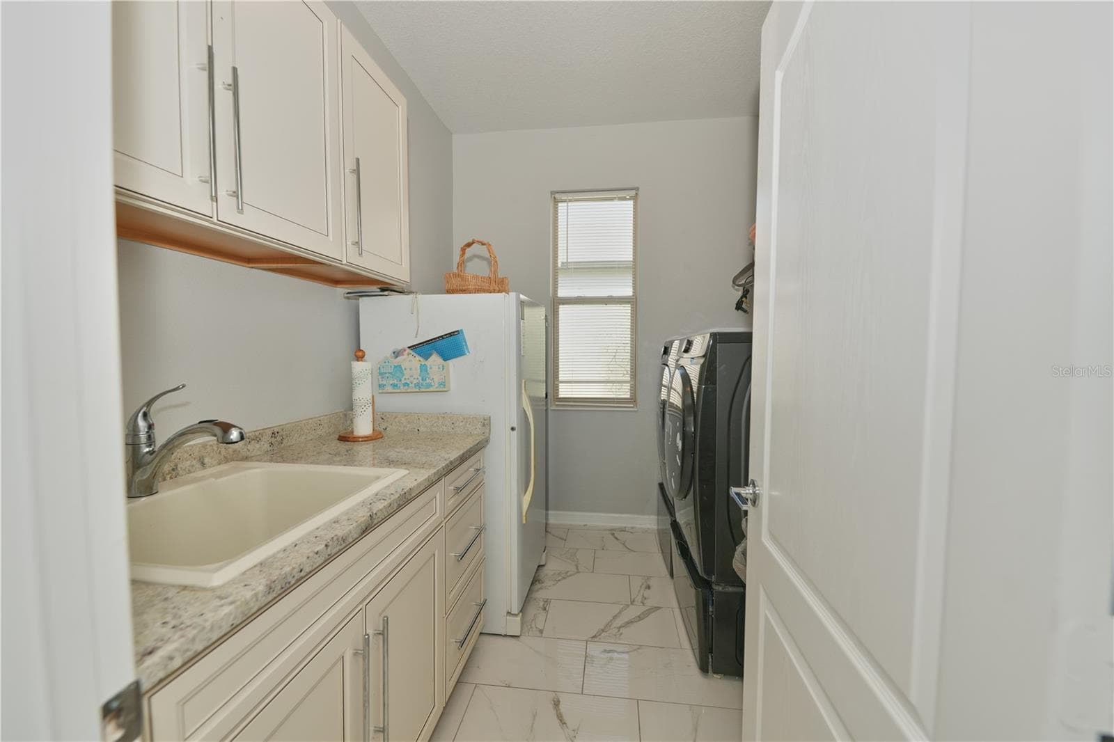Single Family Residence at 17329 HICKORY WIND DR, CLERMONT, photo 26 of 75