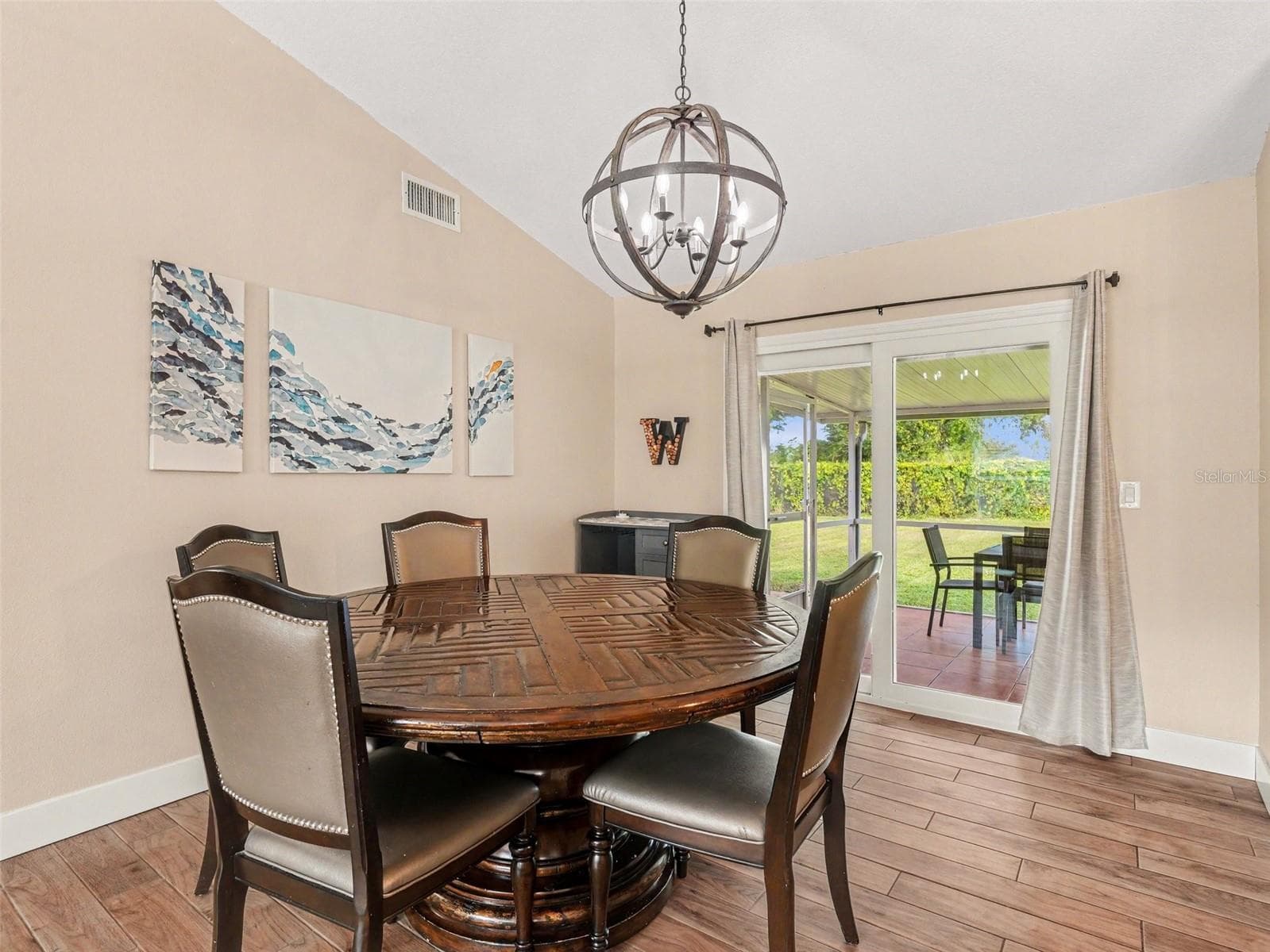 Dining Area opens to Lanai - 4333 CHARING CROSS RD, SARASOTA