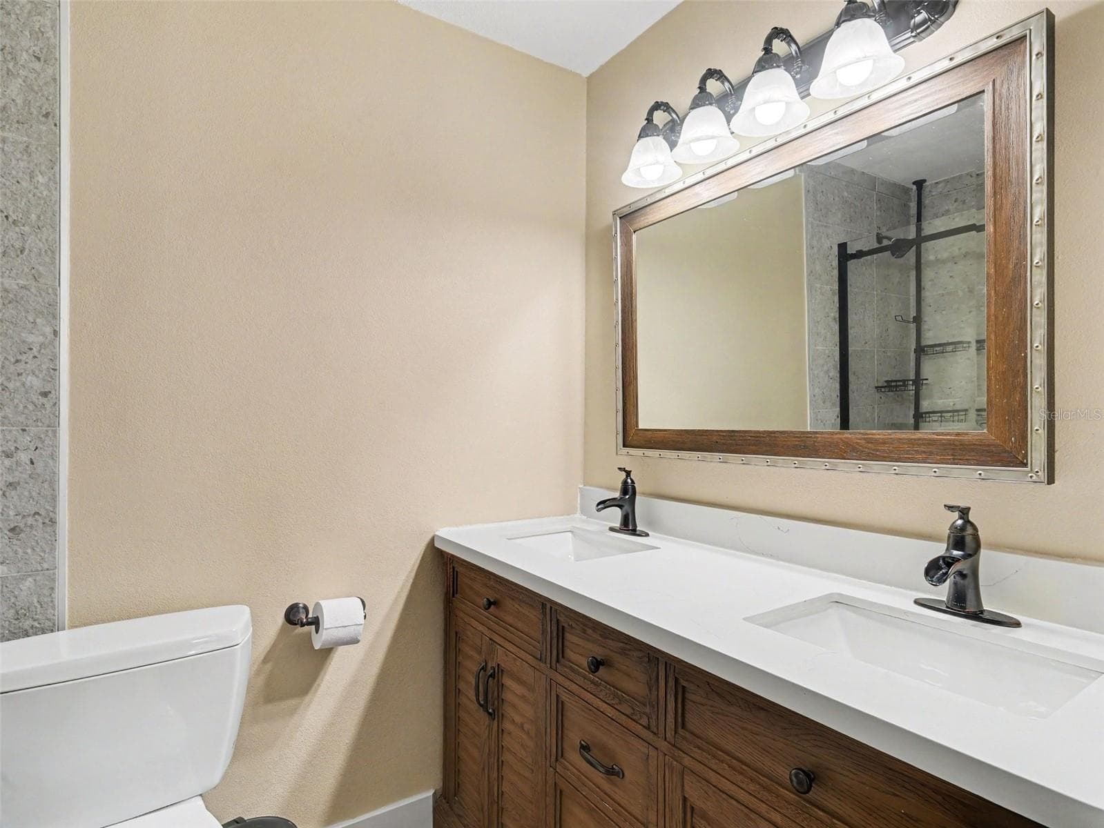 Single Family Residence at 4333 CHARING CROSS RD, SARASOTA, photo 18 of 41