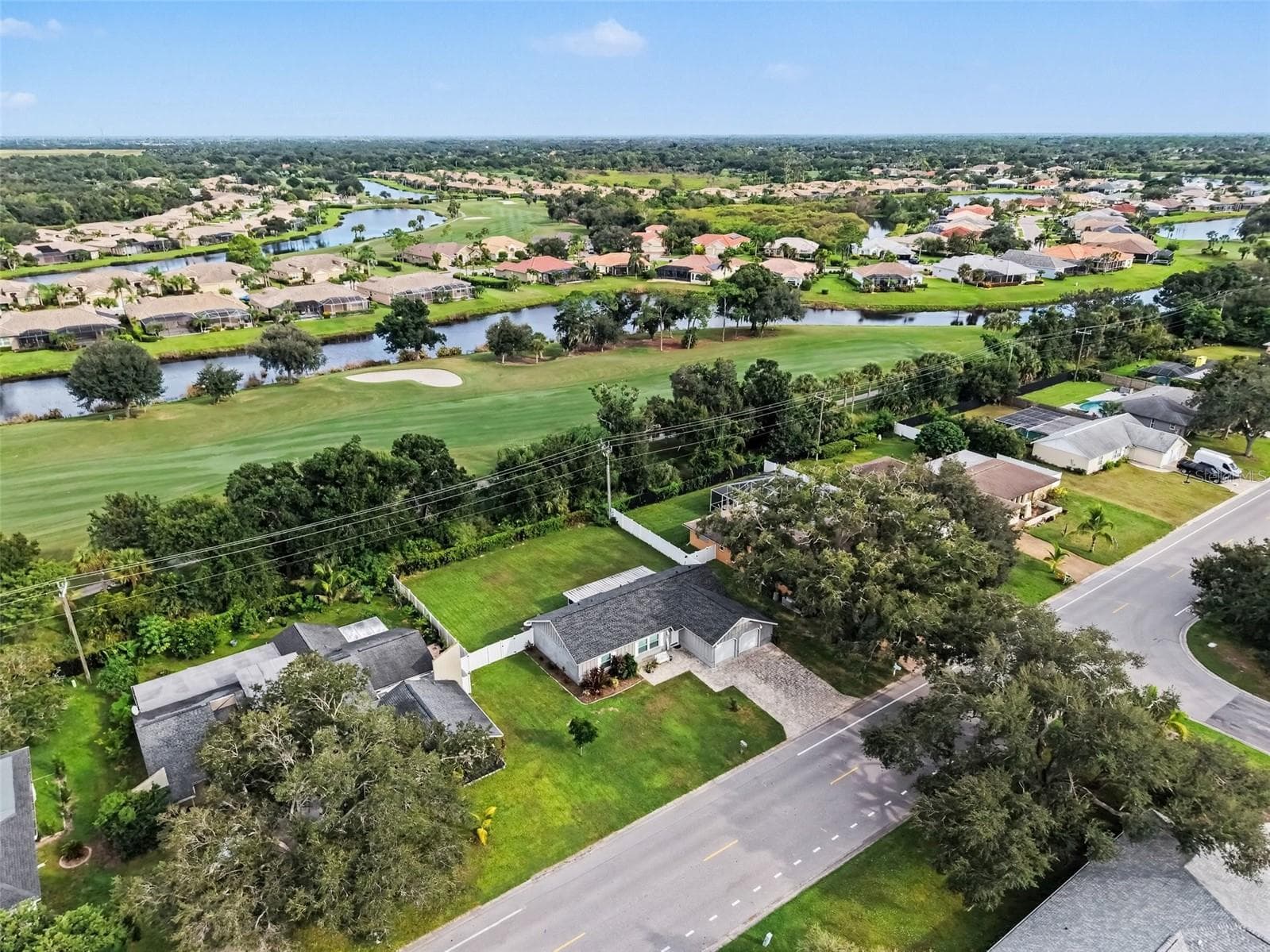 Single Family Residence at 4333 CHARING CROSS RD, SARASOTA, photo 29 of 41
