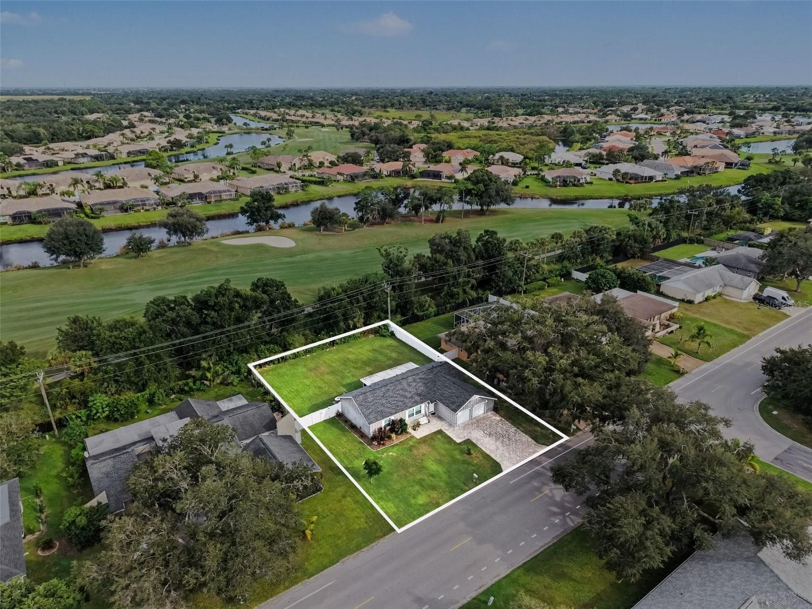 Single Family Residence at 4333 CHARING CROSS RD, SARASOTA, photo 32 of 41