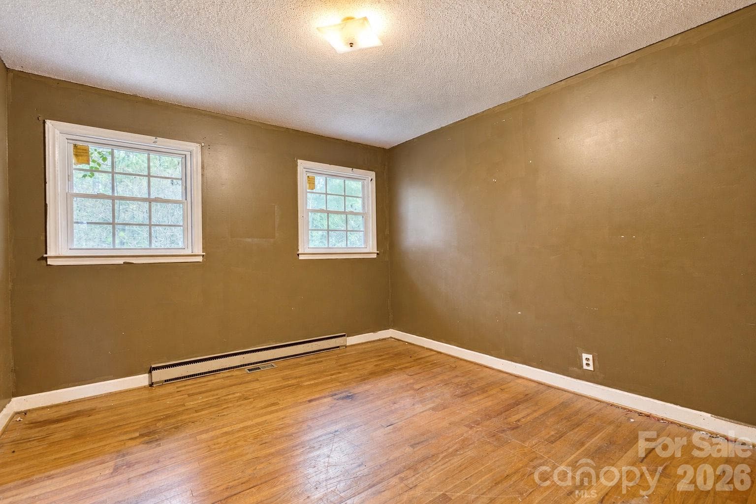 Single Family Residence at 4027 Great Falls Hwy Highway, Great Falls, photo 23 of 42