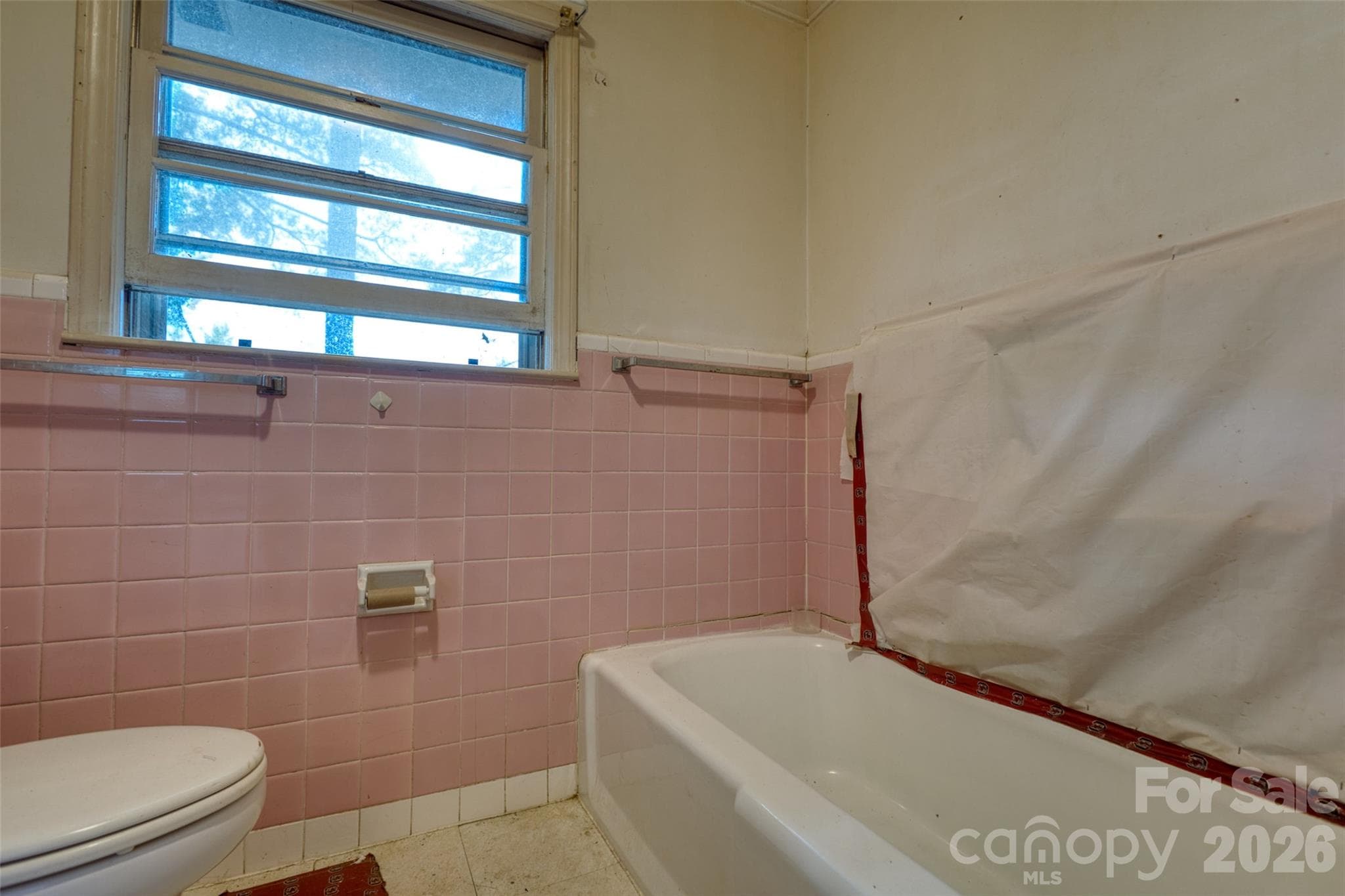 Single Family Residence at 4027 Great Falls Hwy Highway, Great Falls, photo 26 of 42