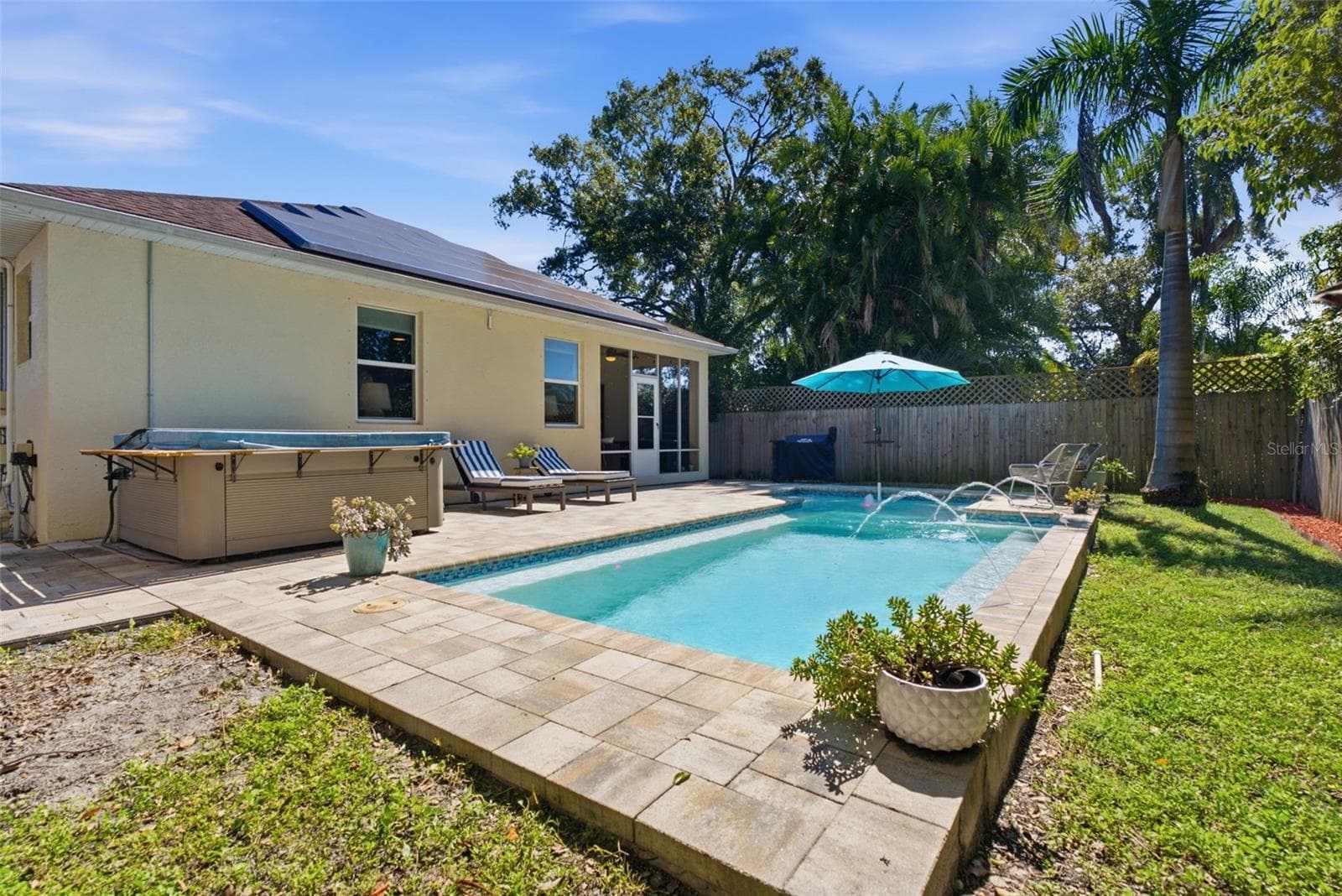 Single Family Residence at 7024 N DAKOTA AVE, TAMPA, photo 41 of 56