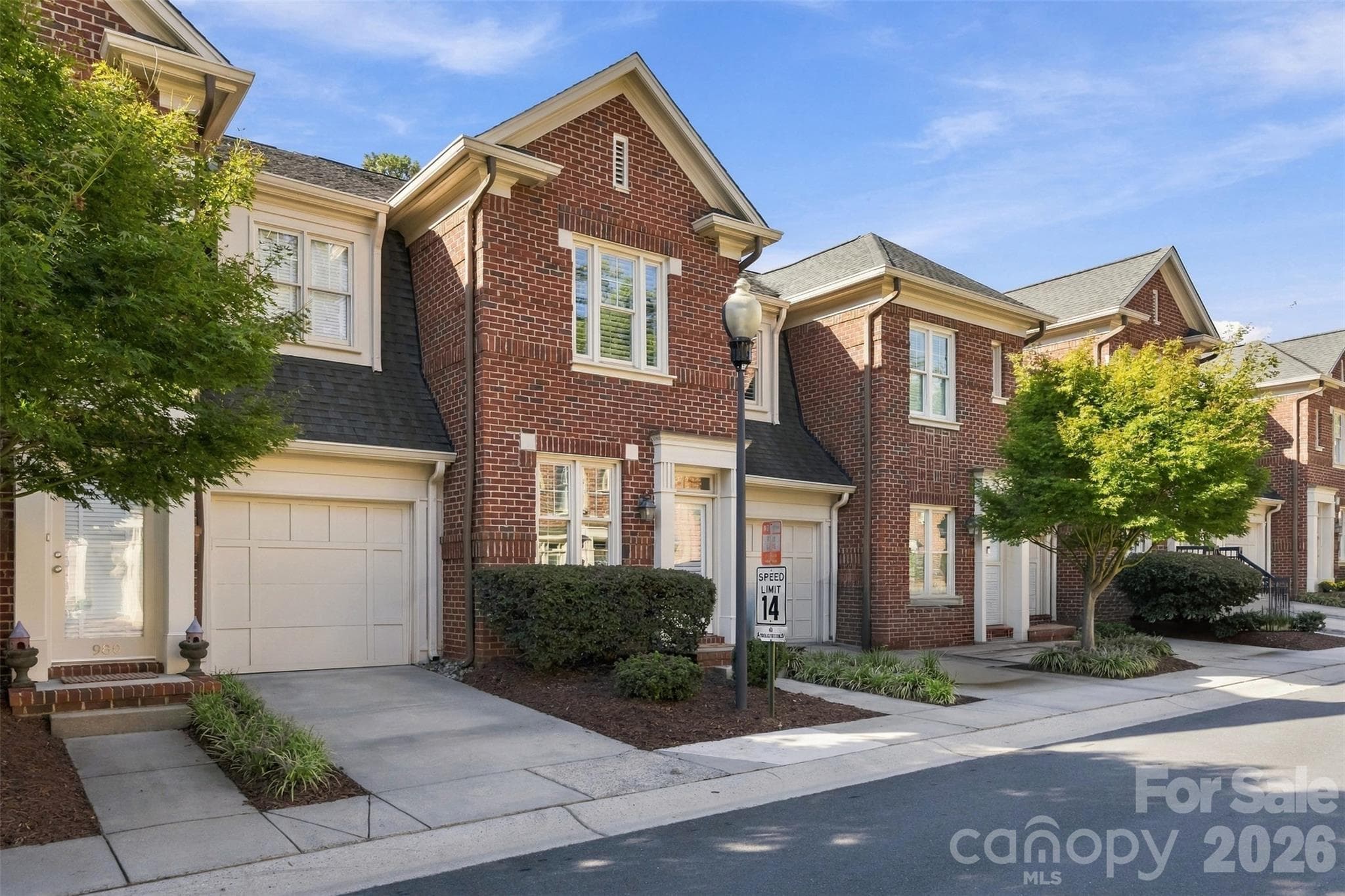 Townhouse at 976 Park Slope Drive, Charlotte, photo 2 of 35