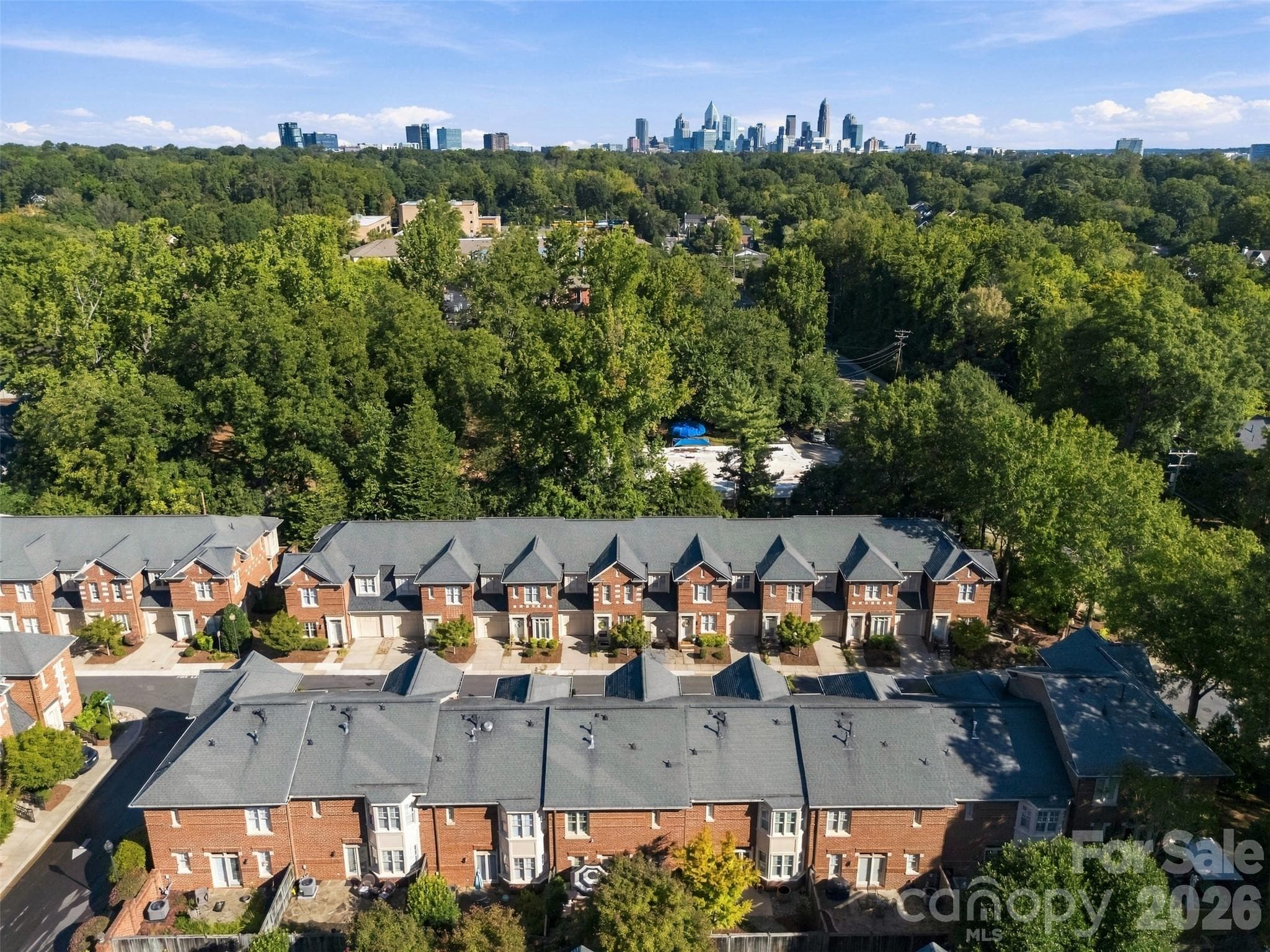 Townhouse at 976 Park Slope Drive, Charlotte, photo 33 of 35