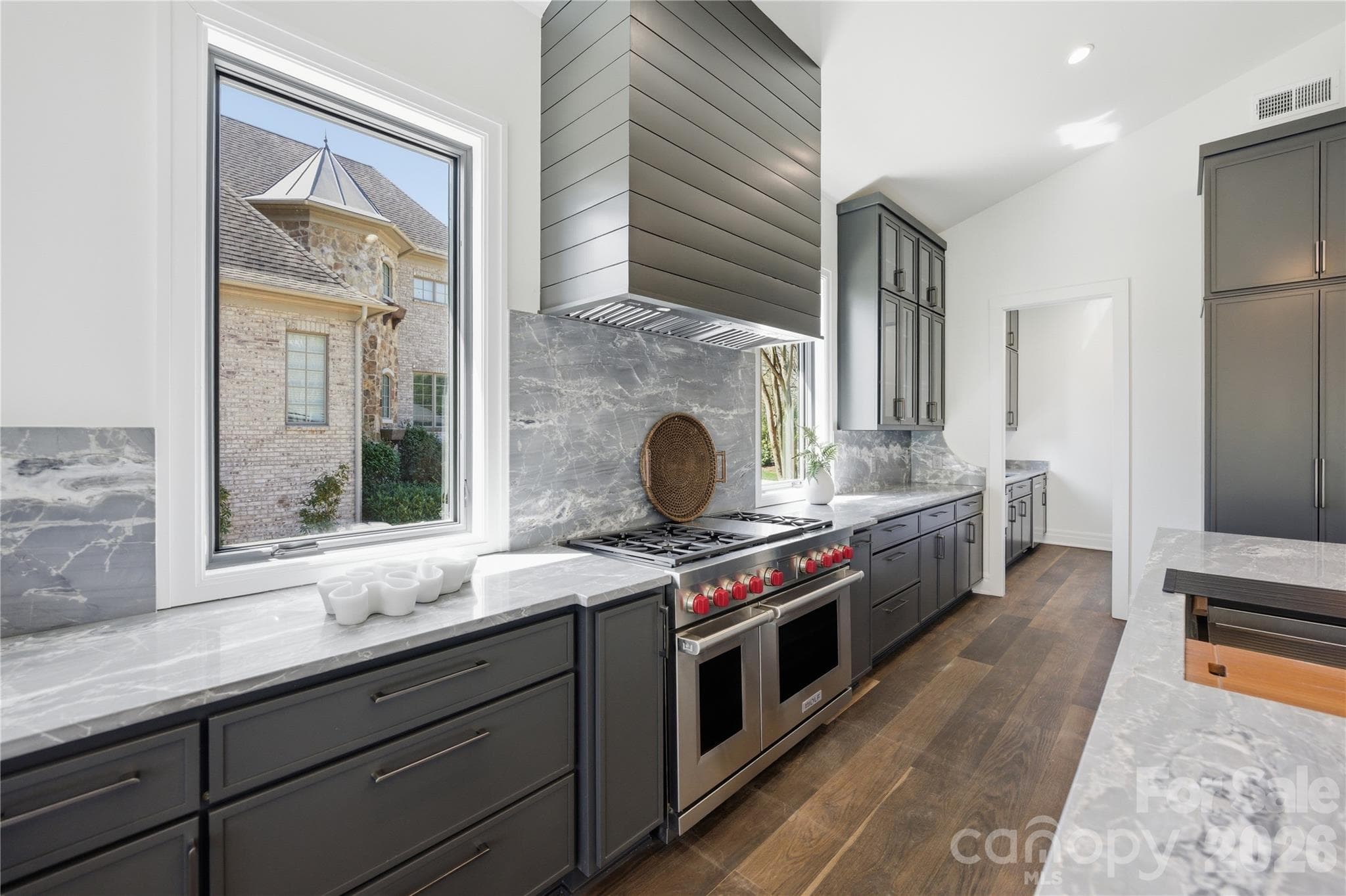 Kitchen - 1423 S Wendover Road, Charlotte