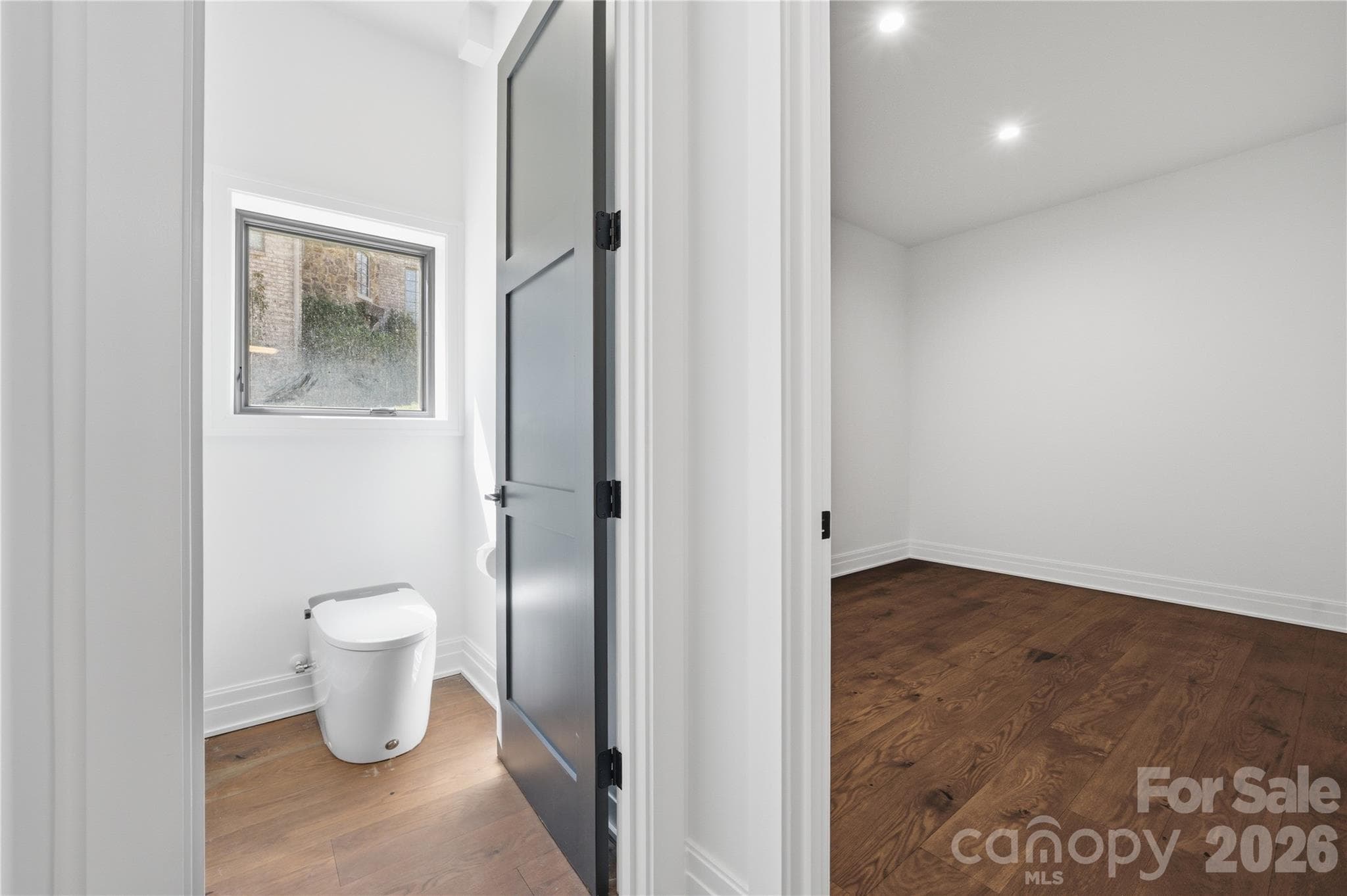 Full Bath - 1423 S Wendover Road, Charlotte