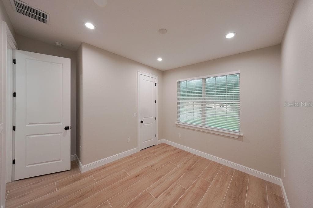 Single Family Residence at 13909 SE 53RD TER, SUMMERFIELD, photo 5 of 47