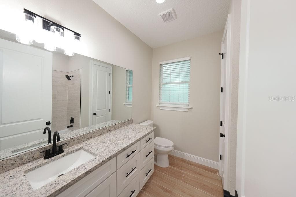 Single Family Residence at 13909 SE 53RD TER, SUMMERFIELD, photo 8 of 47