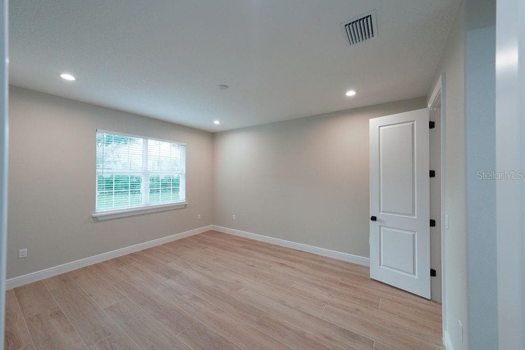 Single Family Residence at 13909 SE 53RD TER, SUMMERFIELD, photo 27 of 47