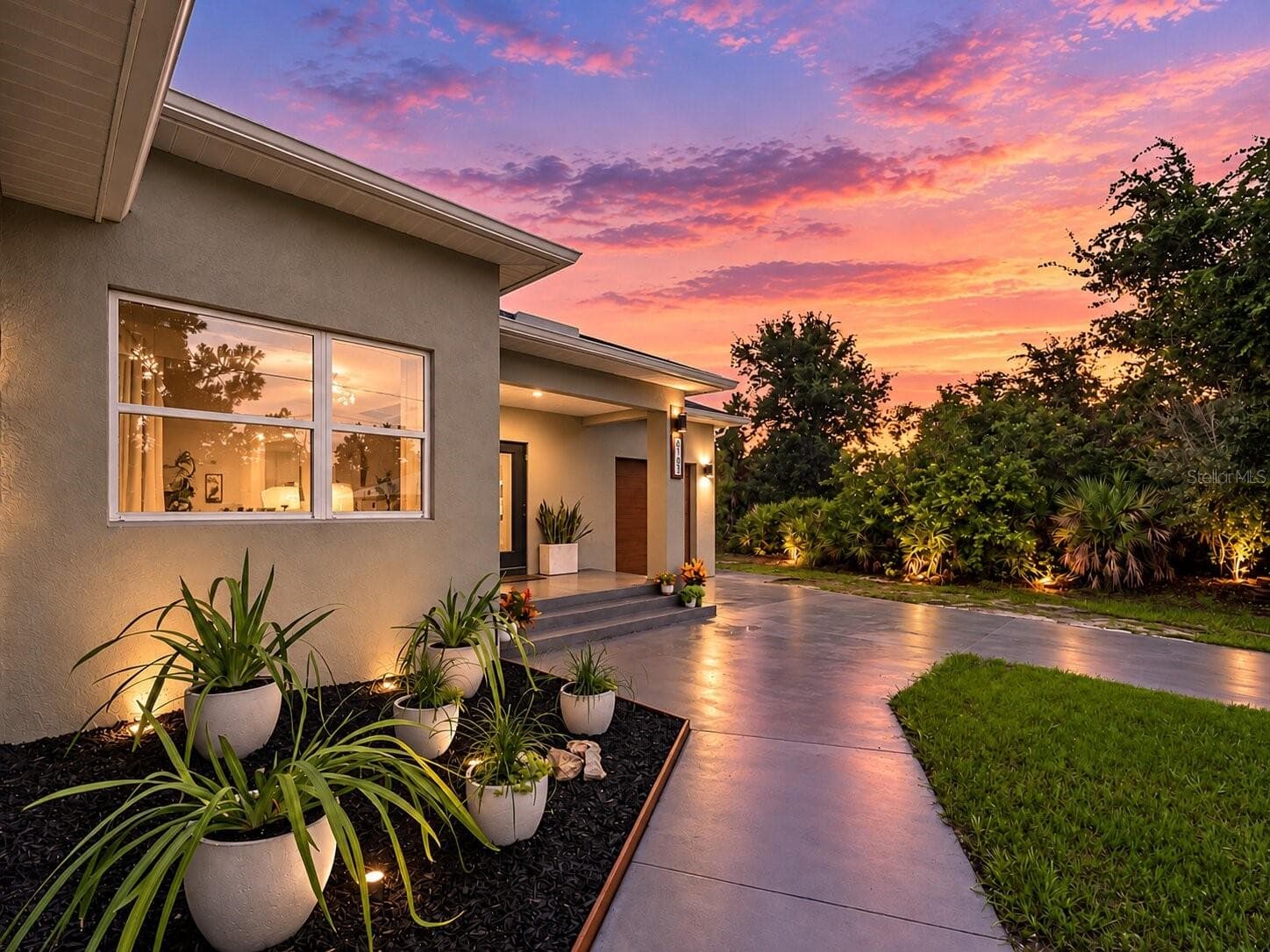 Twilight - 8163 WALBERT ST, PORT CHARLOTTE
