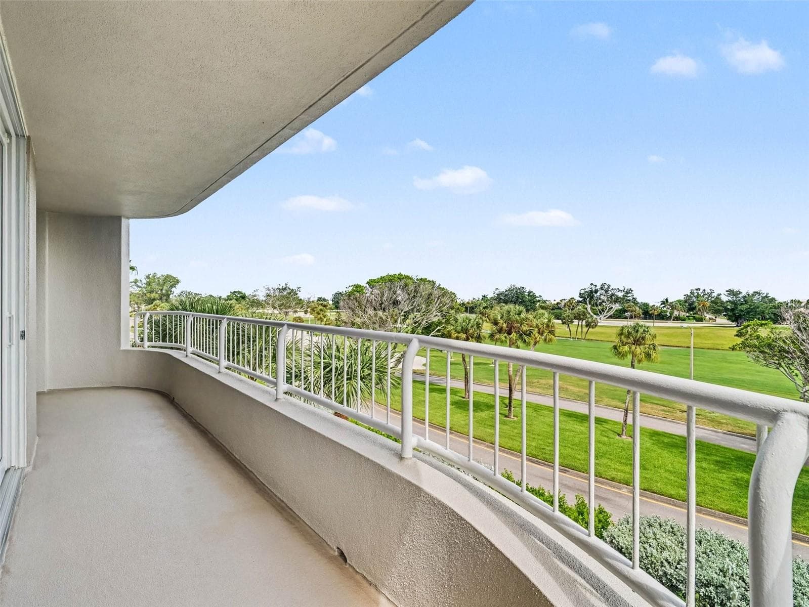 775 LONGBOAT CLUB RD #304