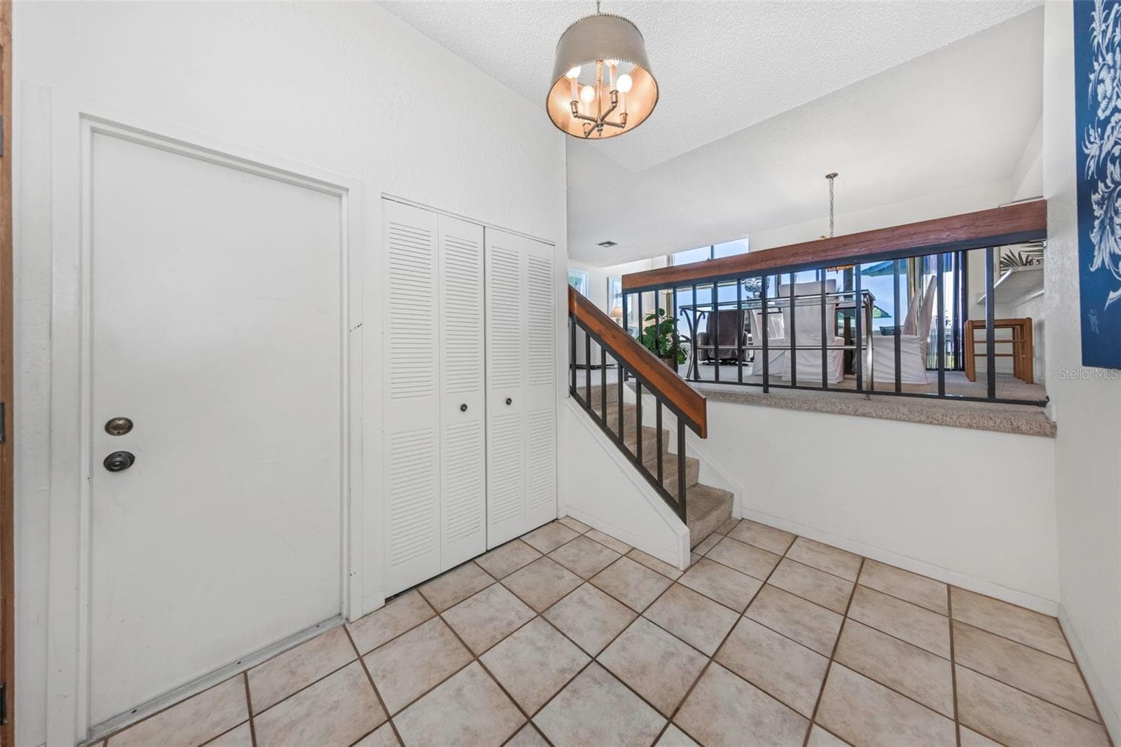 Entryway - 5650 ESCONDIDA BLVD S, ST PETERSBURG