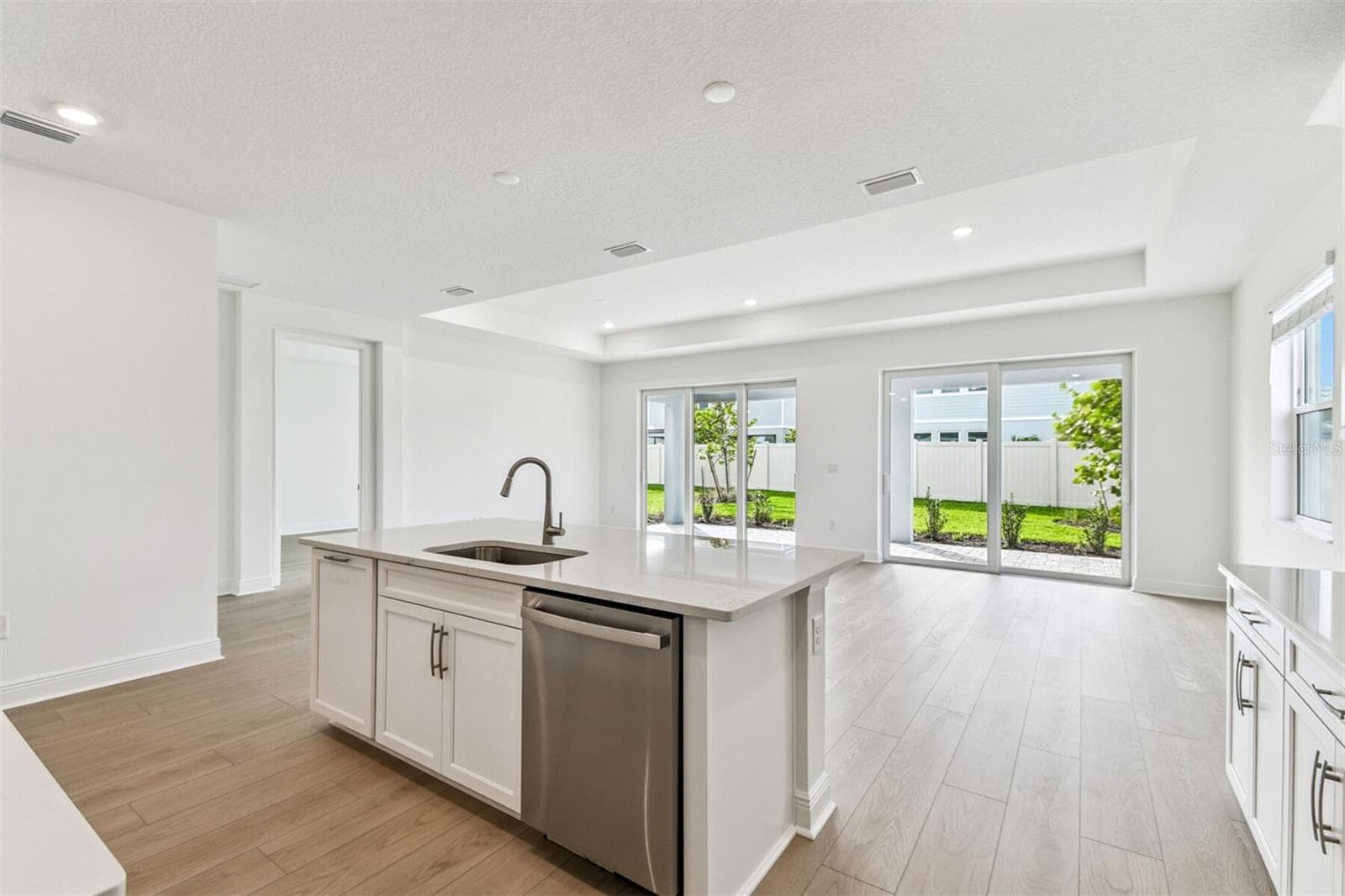 Single Family Residence at 7575 SEAHAWK AVE, SARASOTA, photo 5 of 56