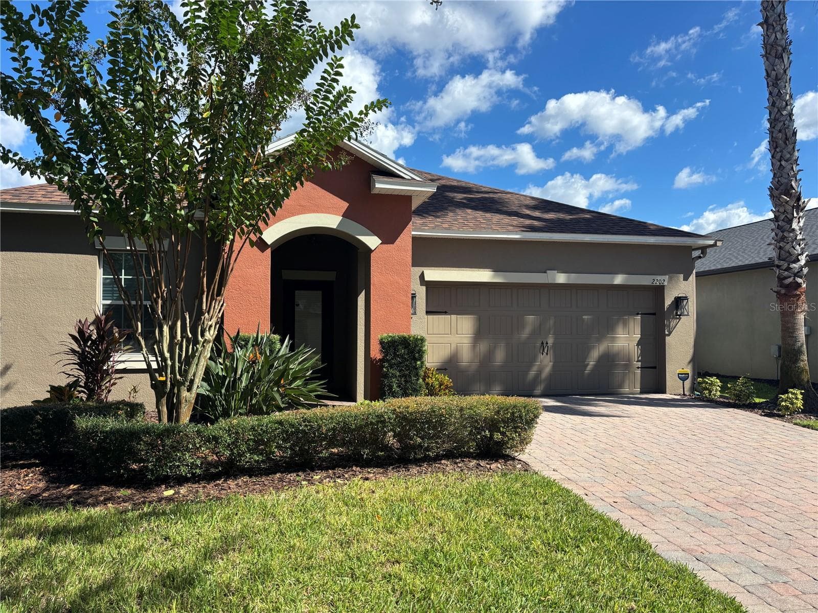 Single Family Residence at 2202 ROMANUM DR, WINTER GARDEN, photo 2 of 53