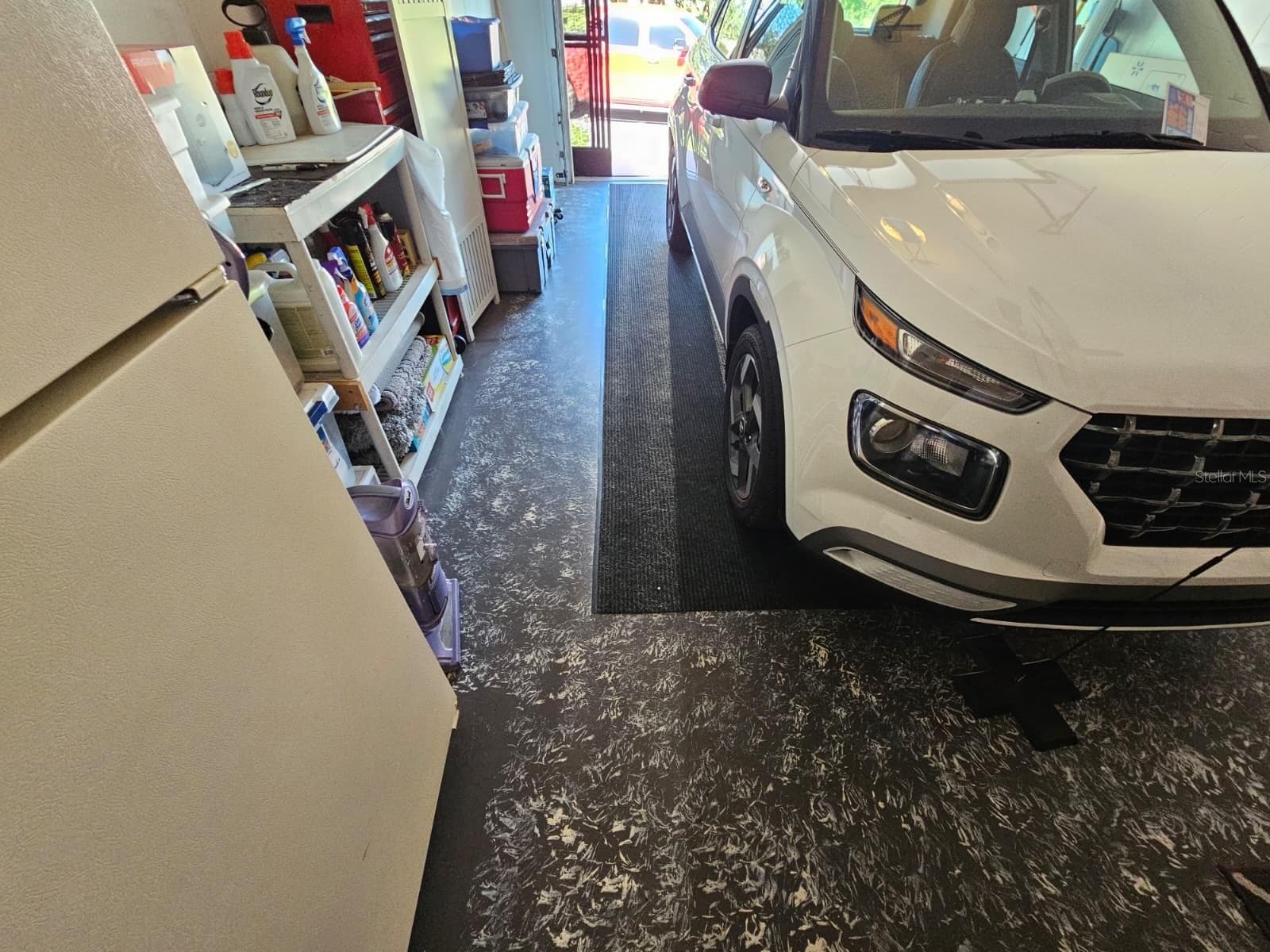 garage floor - 5036 SE 107TH PL, BELLEVIEW