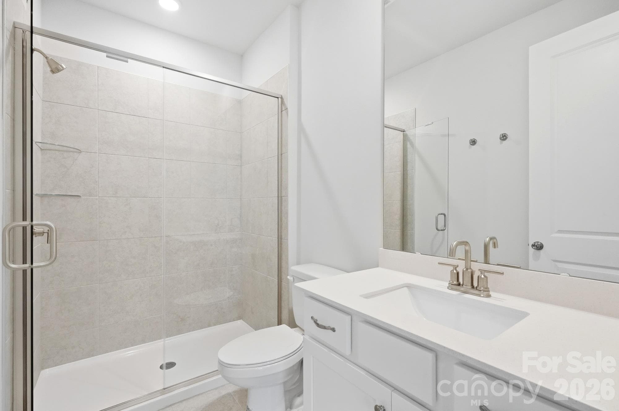 Downstairs Guest Bath - 2517 Mabel Lane, Monroe